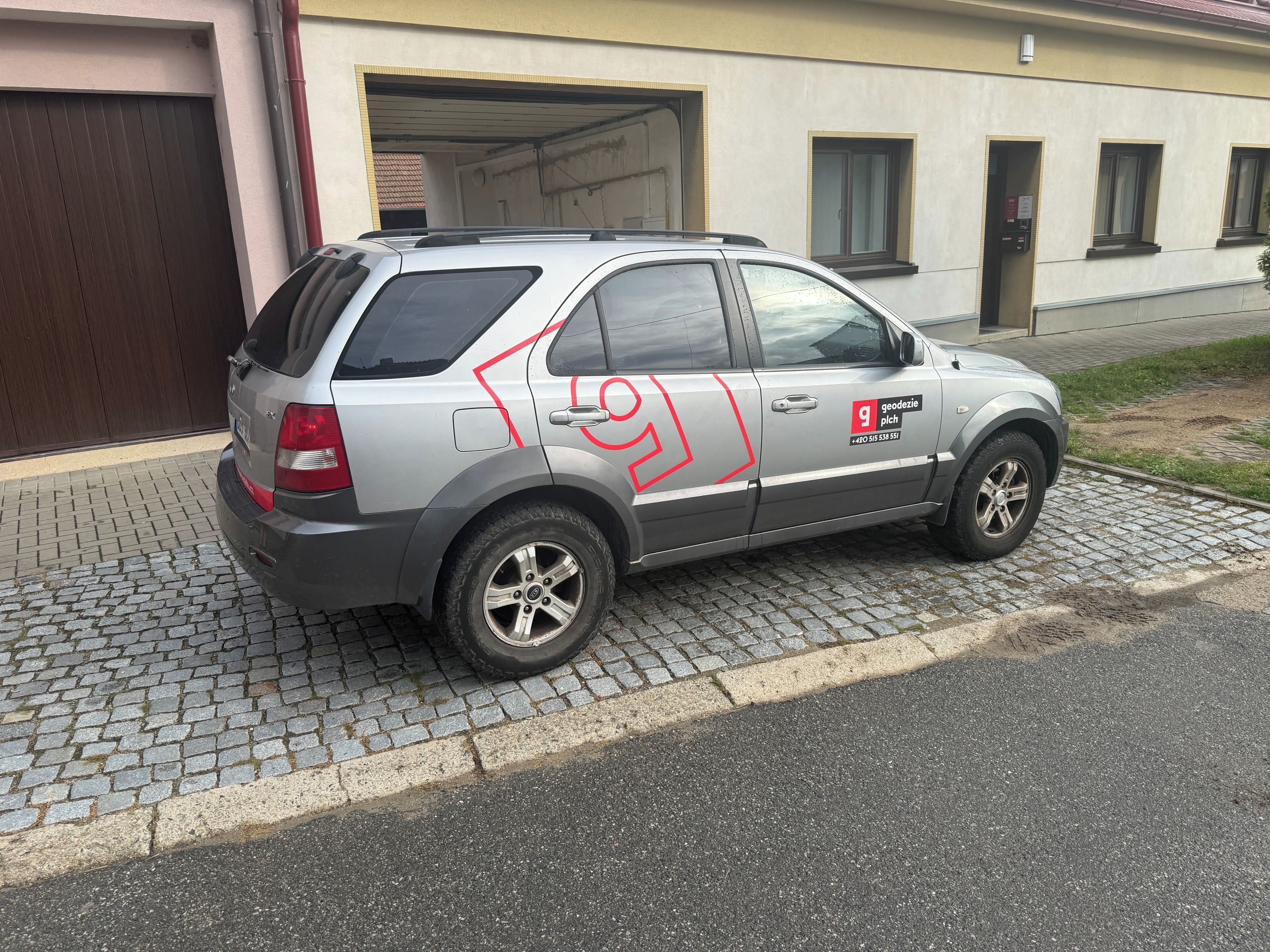 Kia Sorento, 2.5 CRDi + sada zimích kol - fotka 5