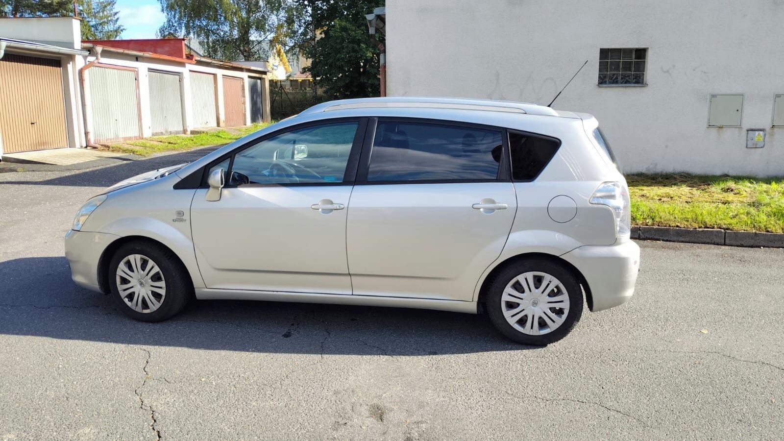 Toyota Corolla Verso, Litá letní kola + zimní