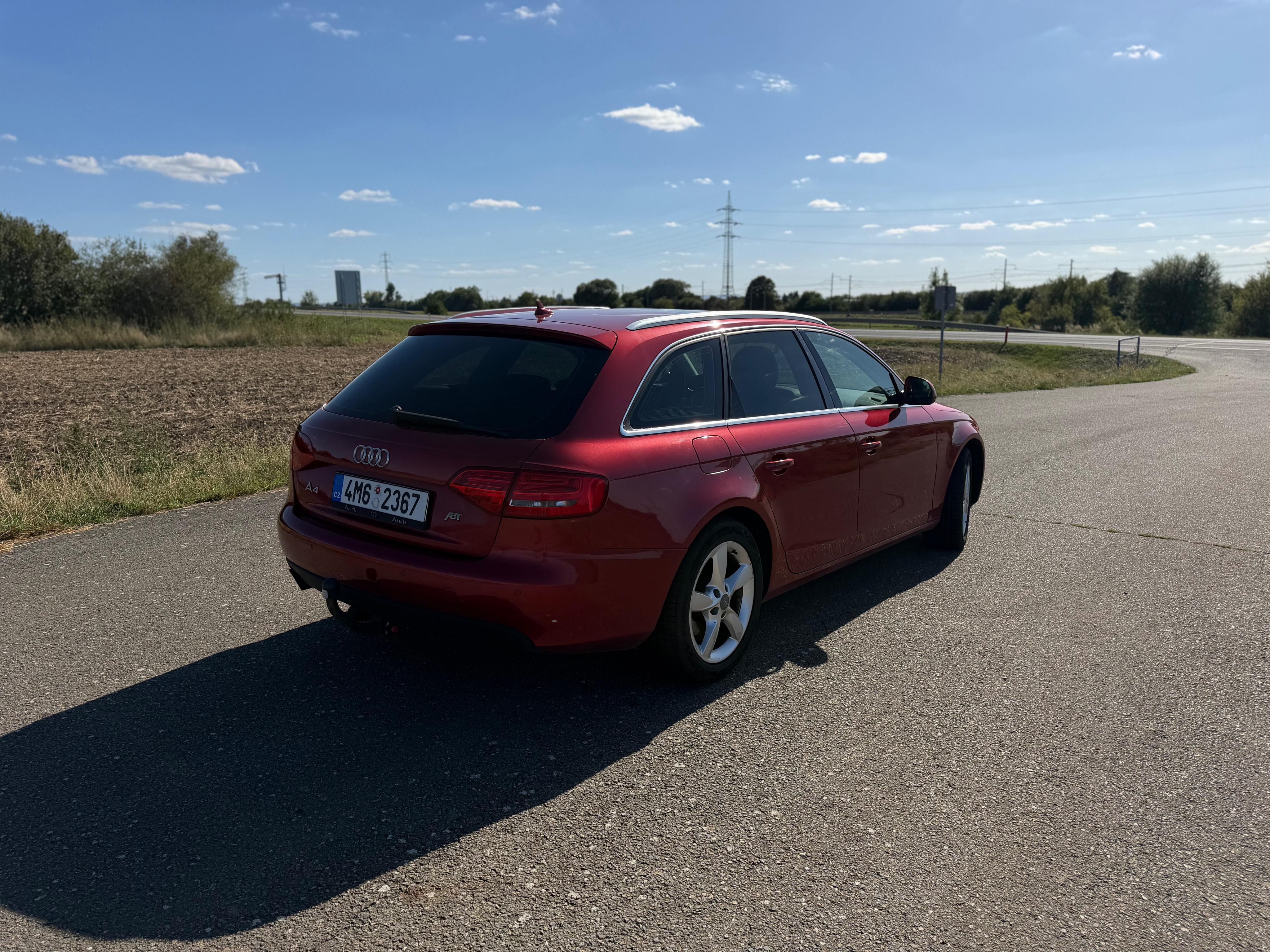 Audi A4, 2.0 TDI Avant - fotka 6