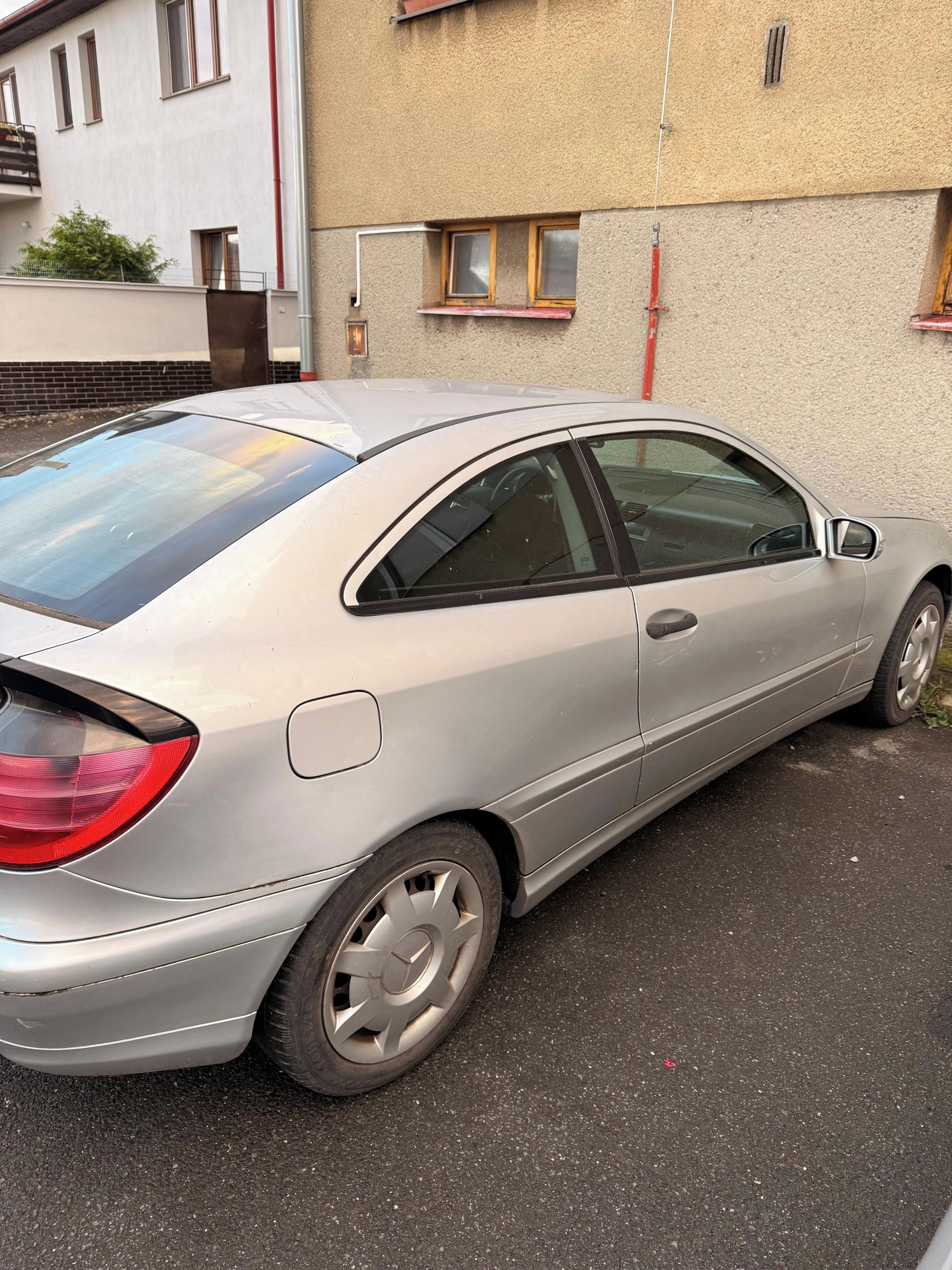 Mercedes-Benz Třídy C, MERCEDES-BENZ C 200 CDI 203 CL