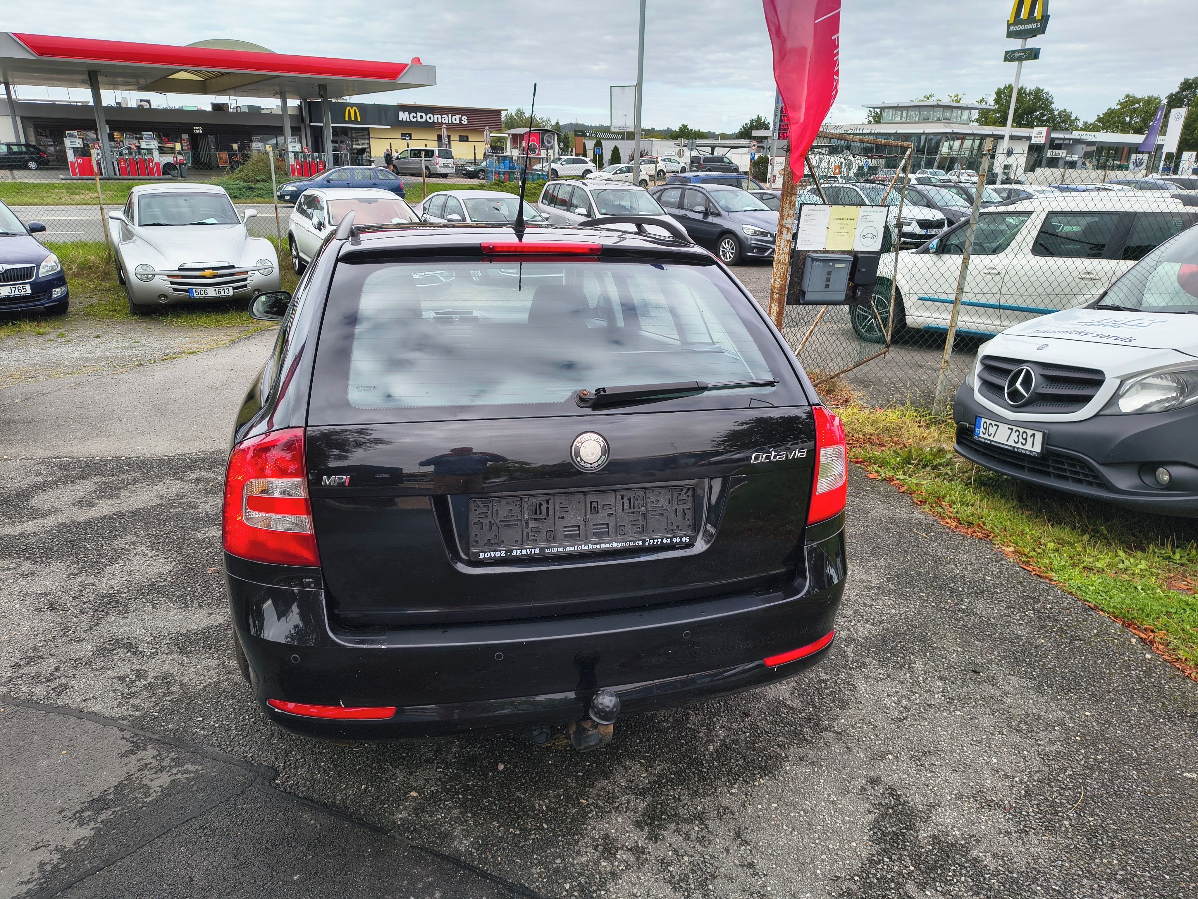 Škoda Octavia, 1,6 MPi - fotka 3