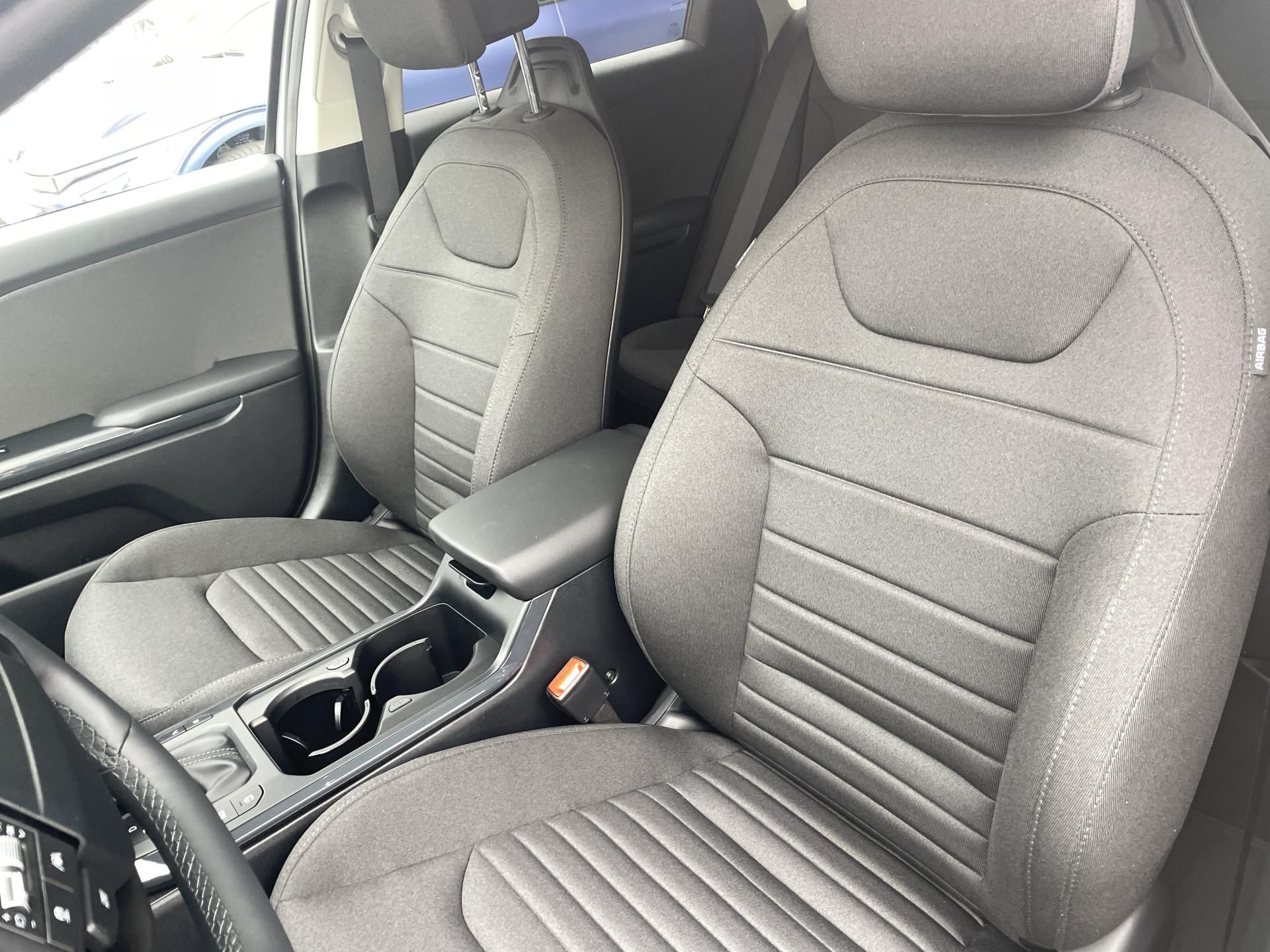 Kia K4, 1.0T-GDi MHEV EXCLUSIVE 7DCT - fotka 5