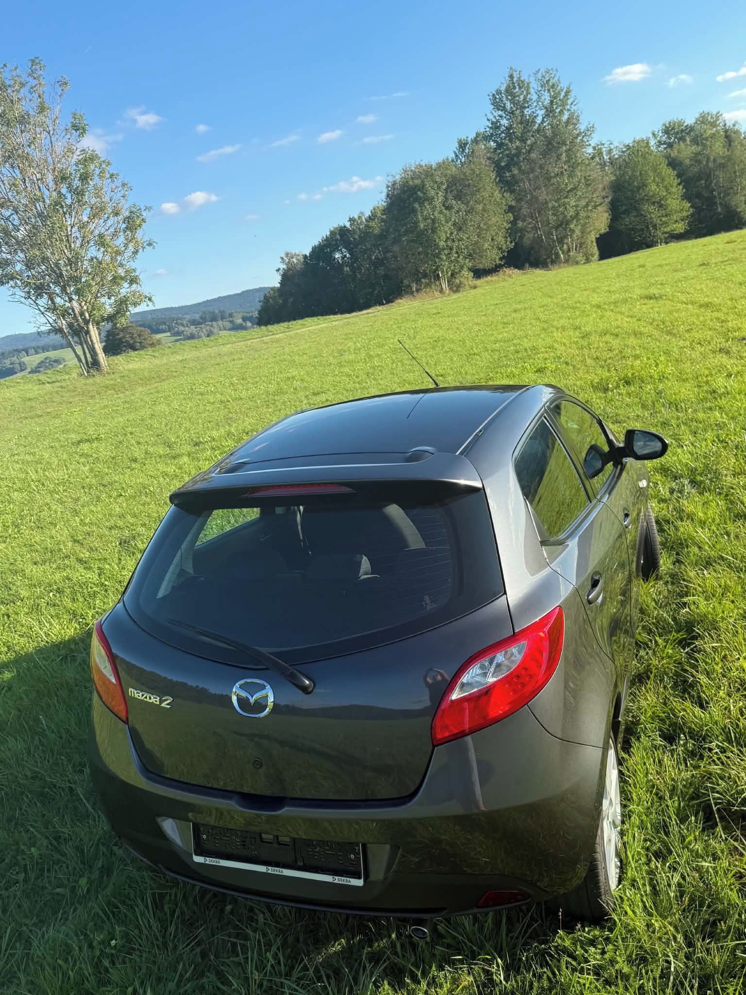 Mazda 2, Mazda 2 1.5i 75kW (2014) Sport - fotka 4