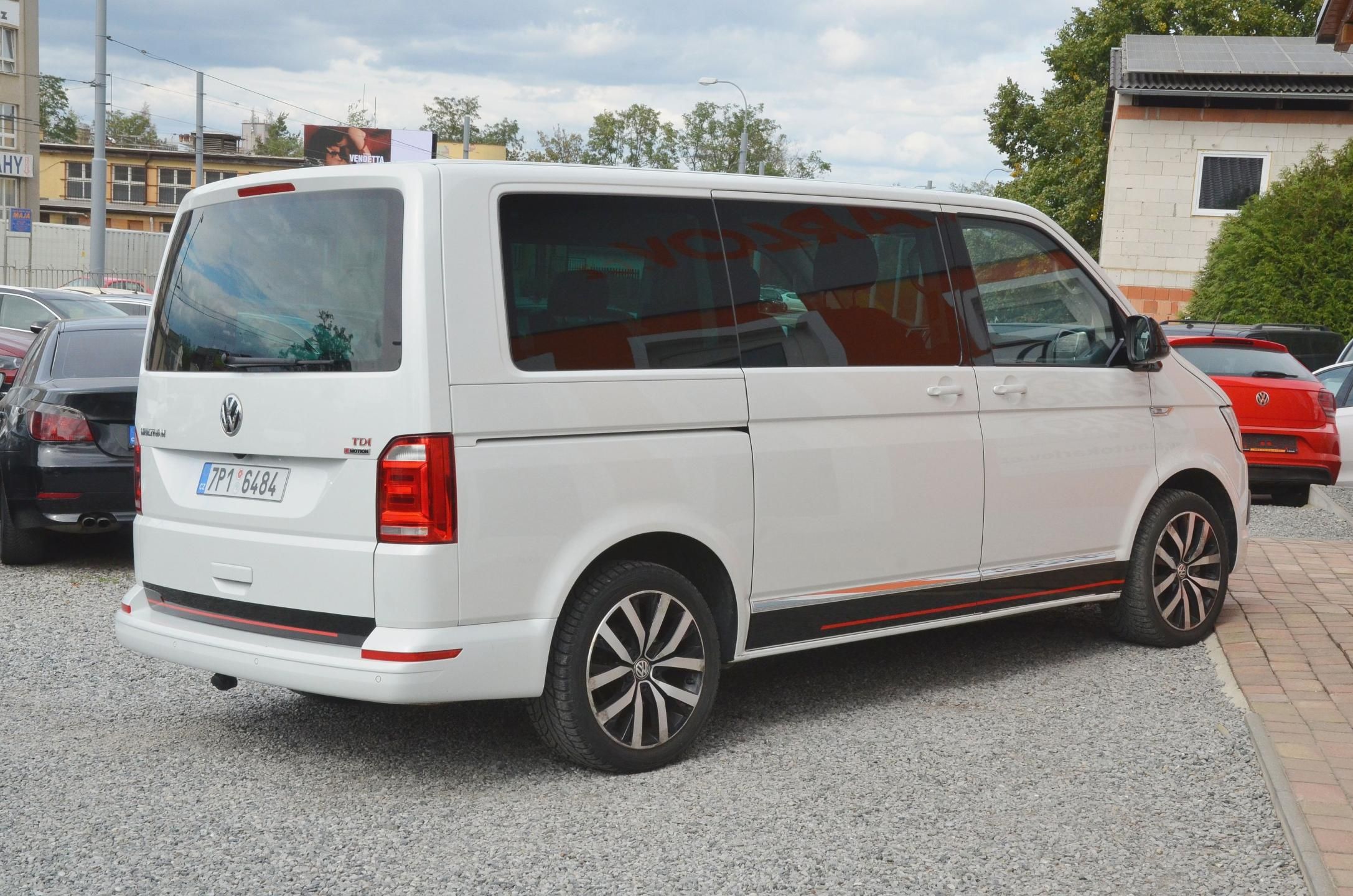 Volkswagen Multivan, TDi 150kW 4x4 DSG Highline ČR - fotka 6