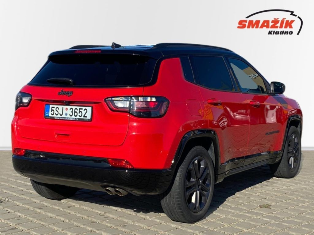 Jeep Compass, 1,3,(110kW)  Aut. BA - fotka 5