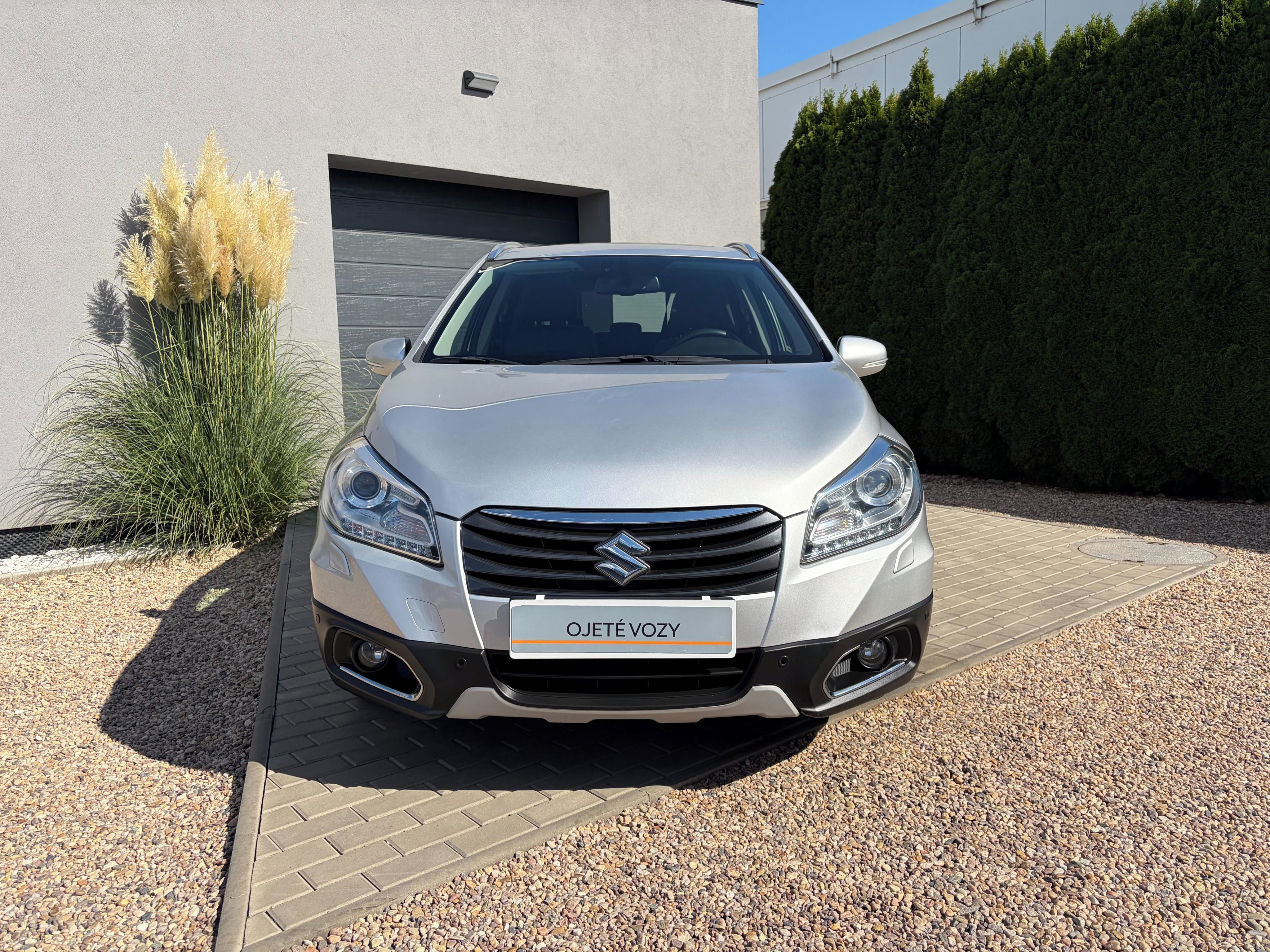 Suzuki SX4 S-Cross, 1.6i 4x4 88kW, Kůže, Po 1. Maj - fotka 2