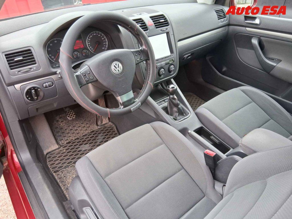 Volkswagen Golf, 1.6 FSi - fotka 3