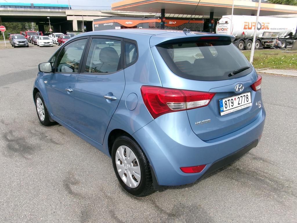 Hyundai ix20, 1.4  CVVT KOUPENO ČR,1.MAJITEL - fotka 3