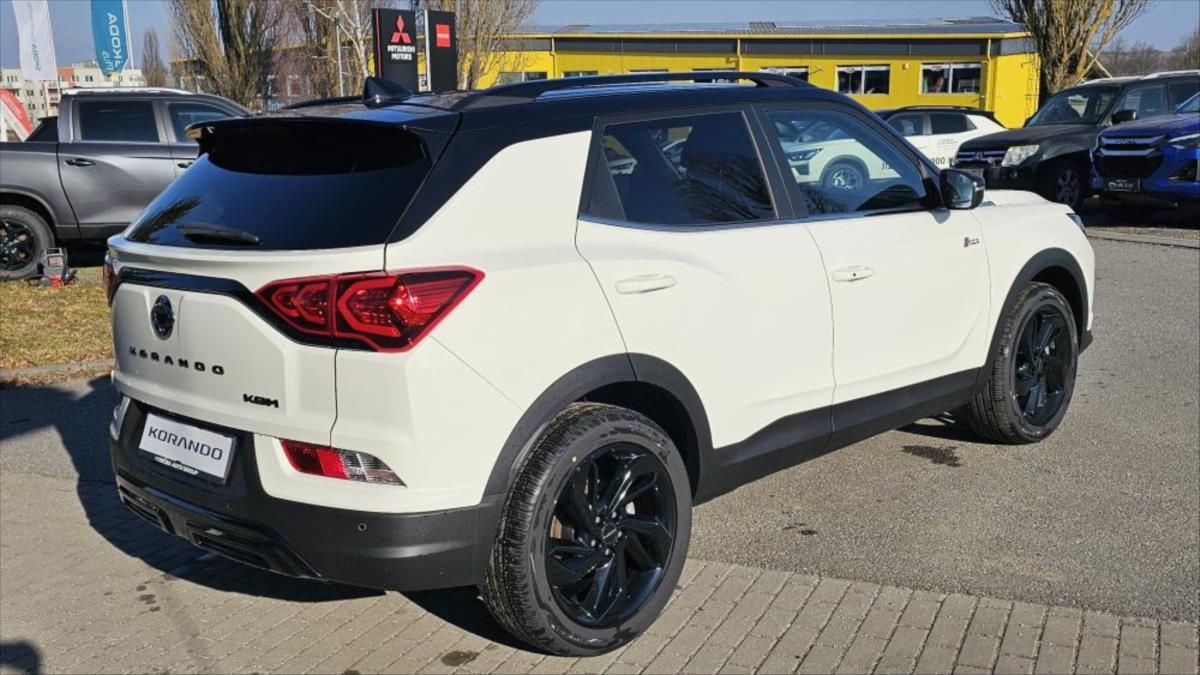 KGM Korando, 1.5 KORANDO  Turbo GDI ELEGANT - fotka 4