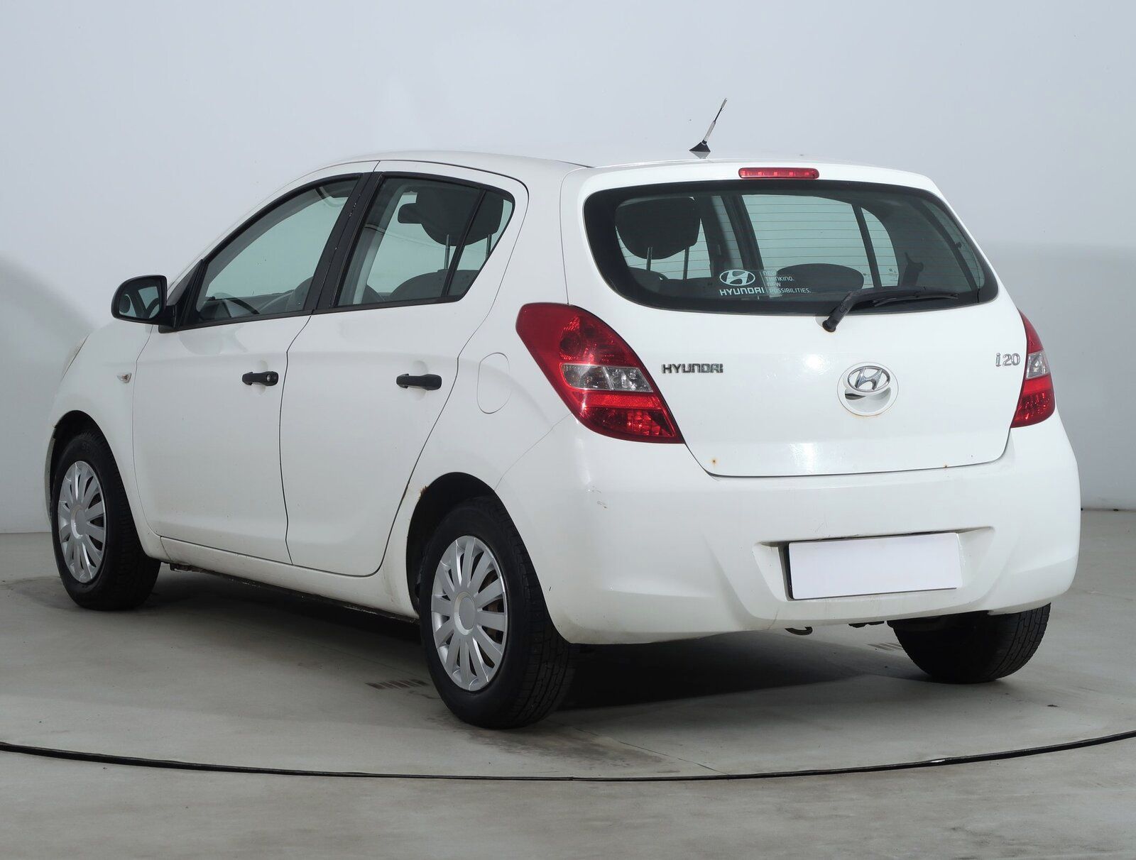 Hyundai i20, 1.2, po STK, levný provoz - fotka 4