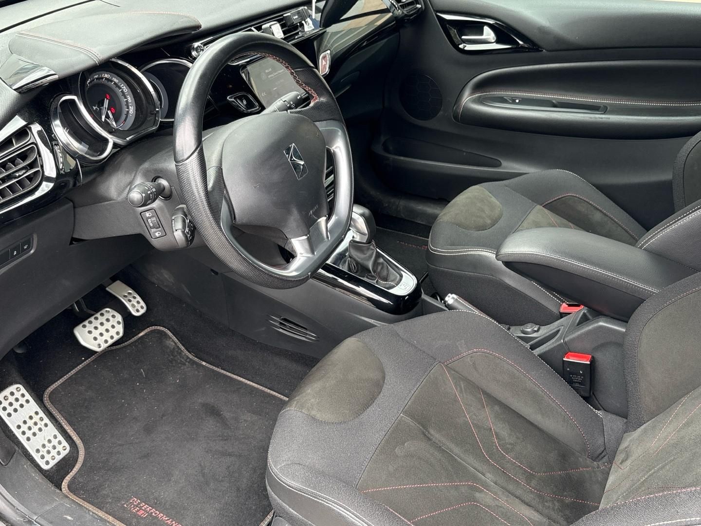 Citroën DS3, Performance Line Sport EAT6 - fotka 6