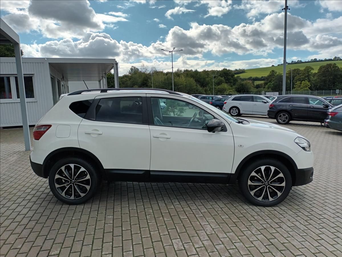 Nissan Qashqai, 2,0 dCi 110 kW Automat,4X4,TZ - fotka 4