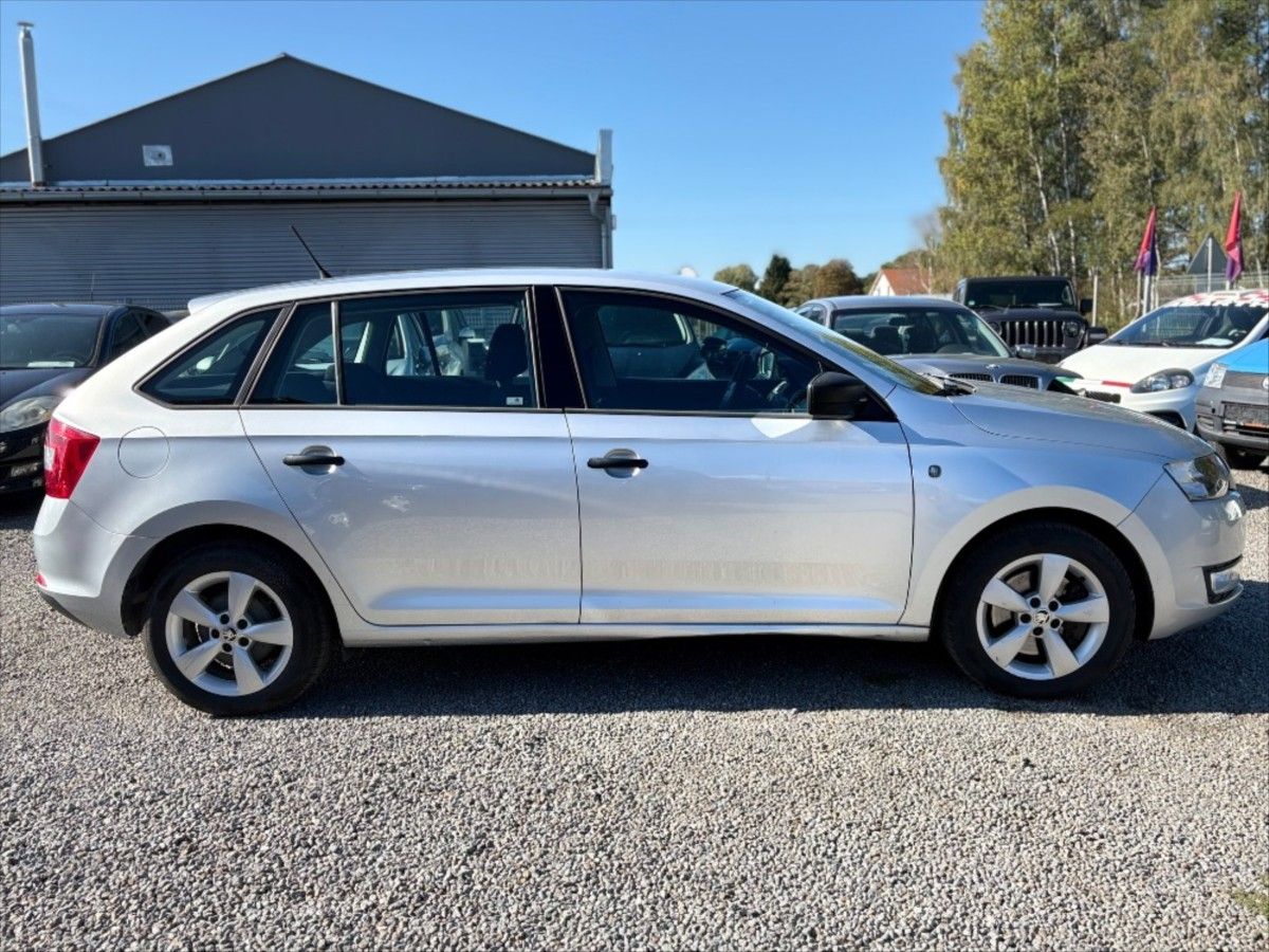 Škoda Rapid, 1,6 TDi - fotka 6