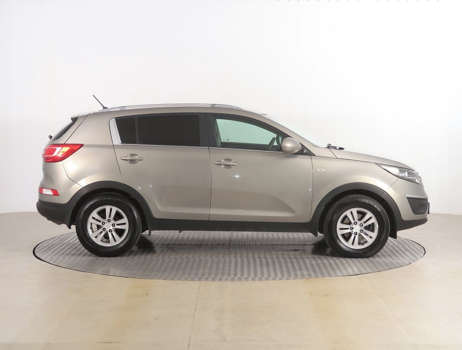 Kia Sportage, 1.7 CRDi - fotka 6