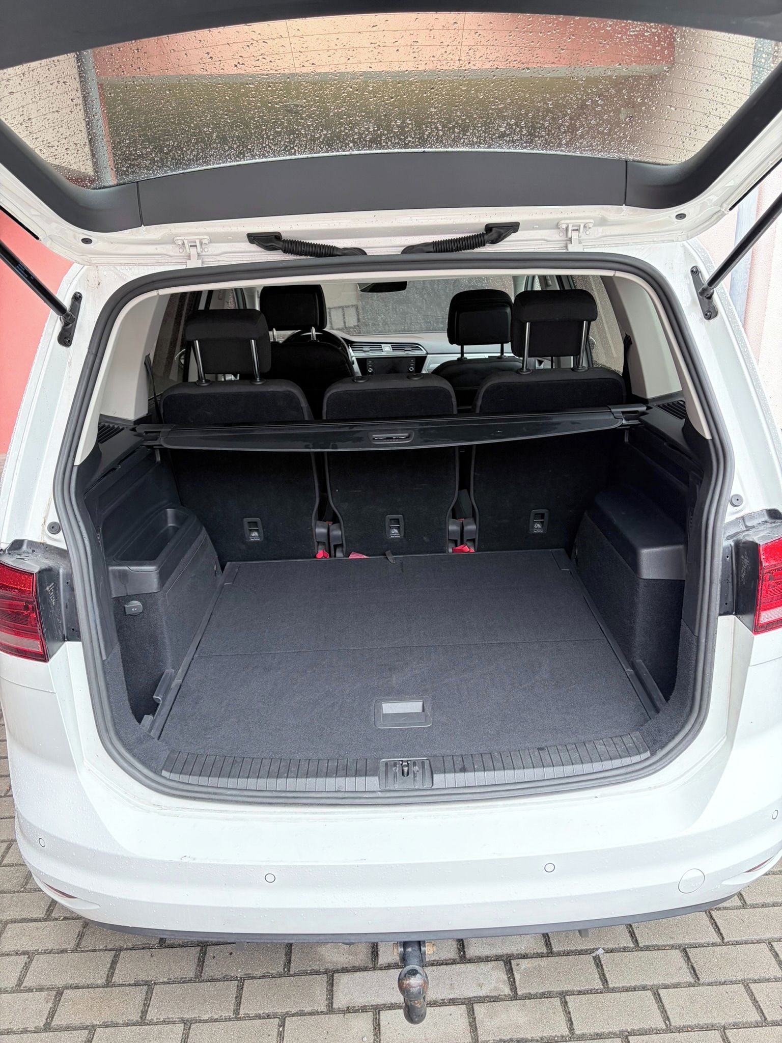 Volkswagen Touran, Volkswagen Touran 1.5 TSI DSG, - fotka 4
