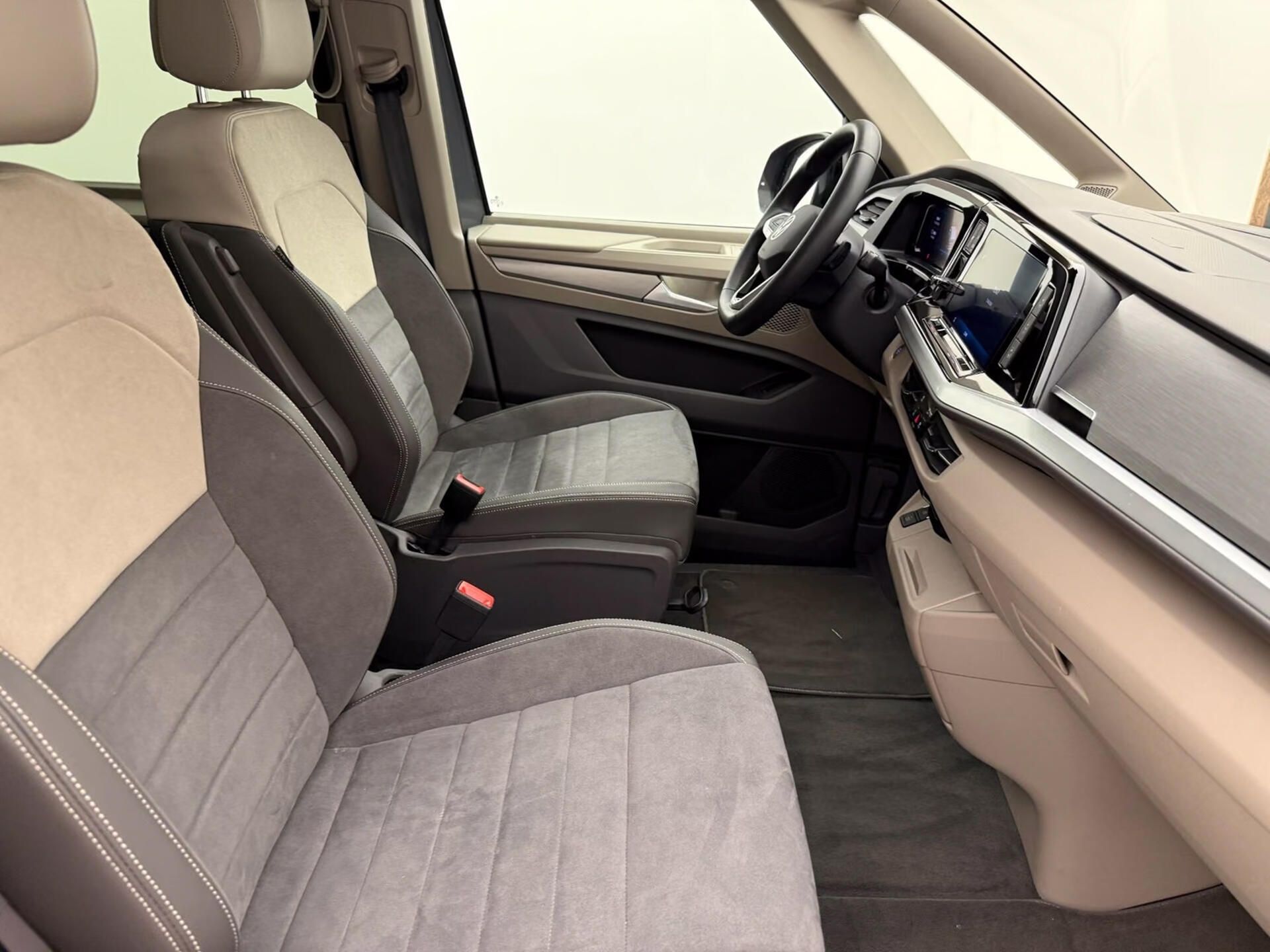 Volkswagen Multivan, eHybrid 4M HuD Pano 360 Taž - fotka 5