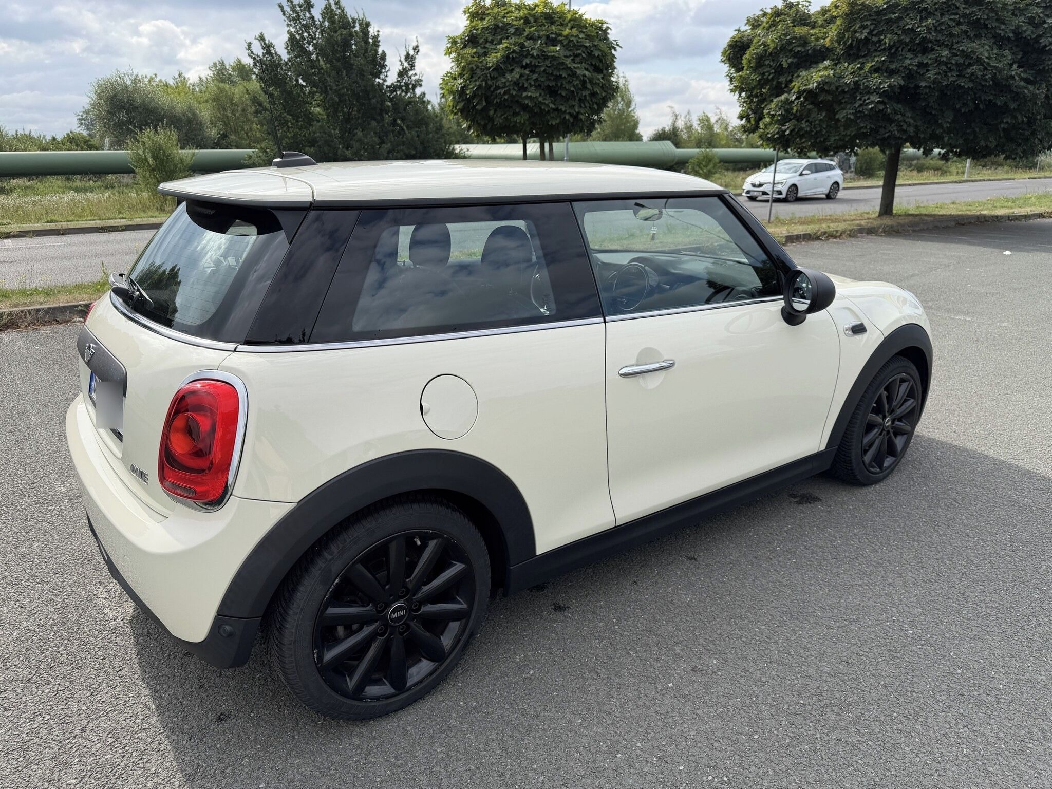 Mini One, 1.5 75 kW, 44 173 km - fotka 4