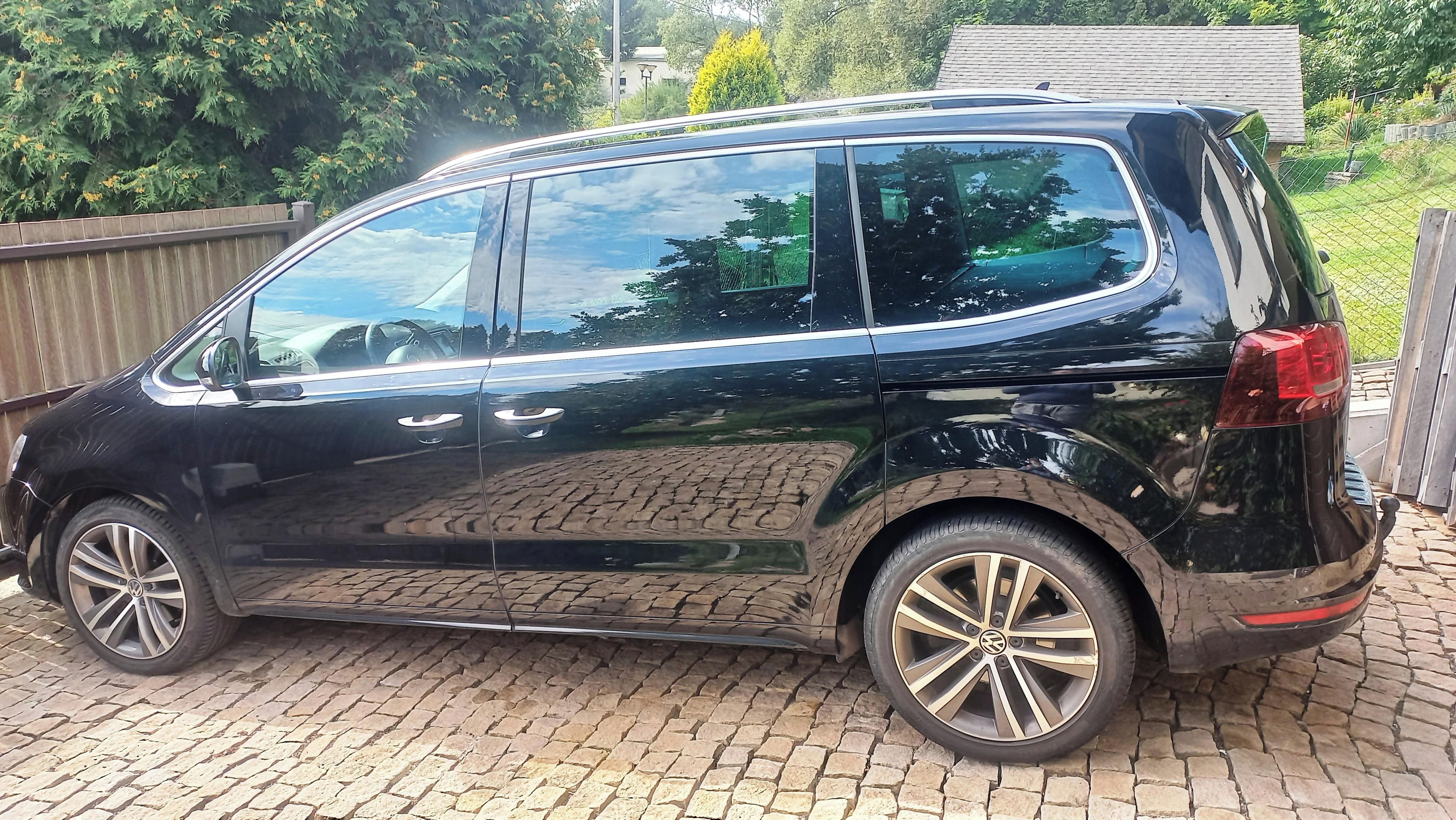 Volkswagen Sharan, 2,0TDI BMT130kW 4x4 7míst Tažn - fotka 2