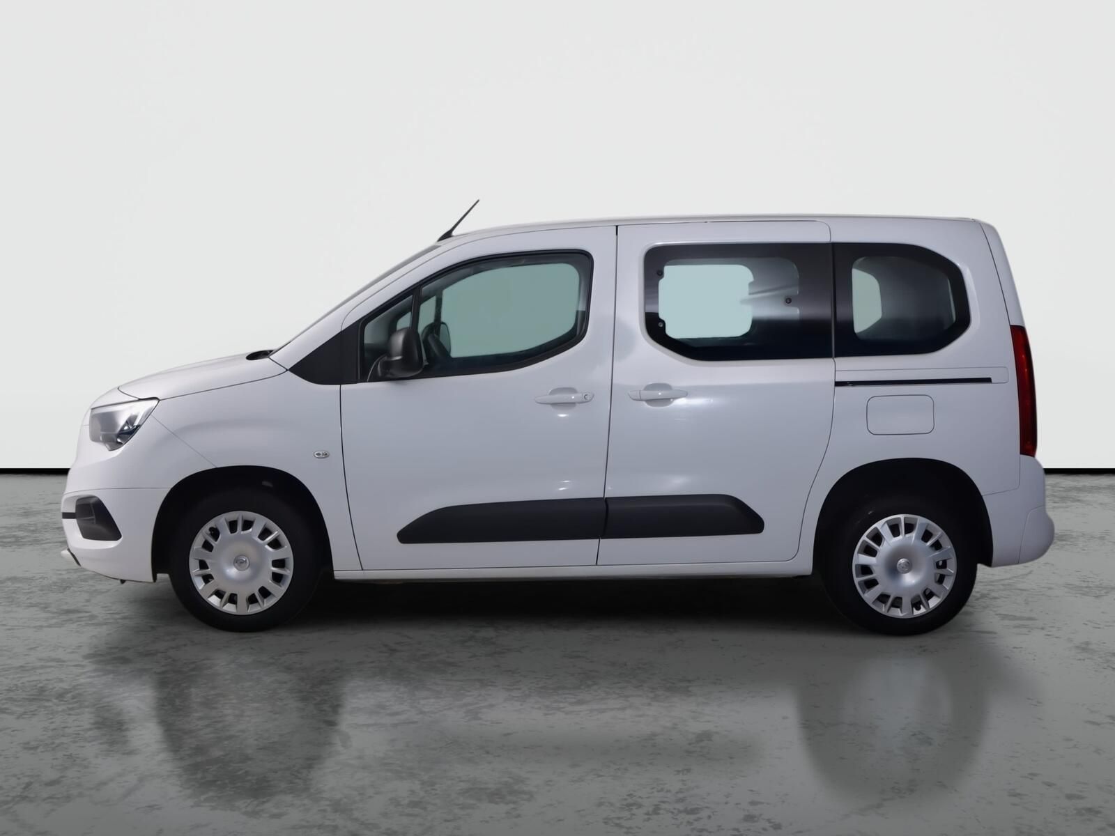 Opel Combo, 1.2 Turbo, Edition, 5Míst, ČR - fotka 3
