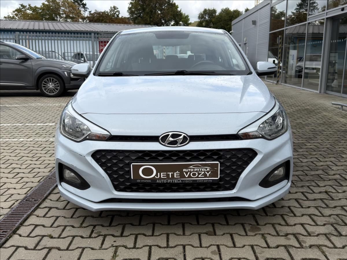 Hyundai i20, 1,3 i, MT  Classic Club - fotka 3
