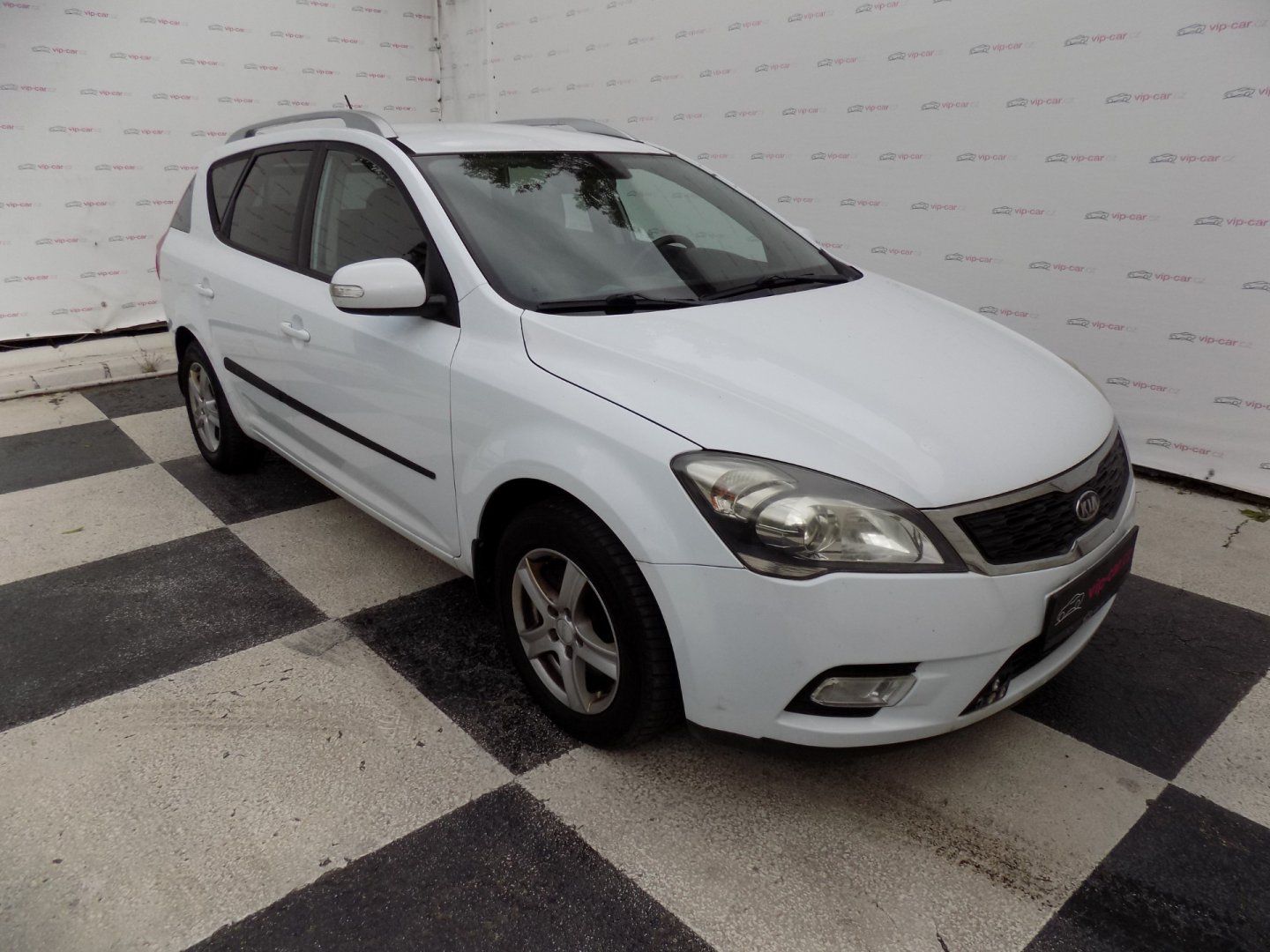 Kia Cee´d, 1.6GDi/2.Maj.ČR/Klimatizace/ - fotka 5