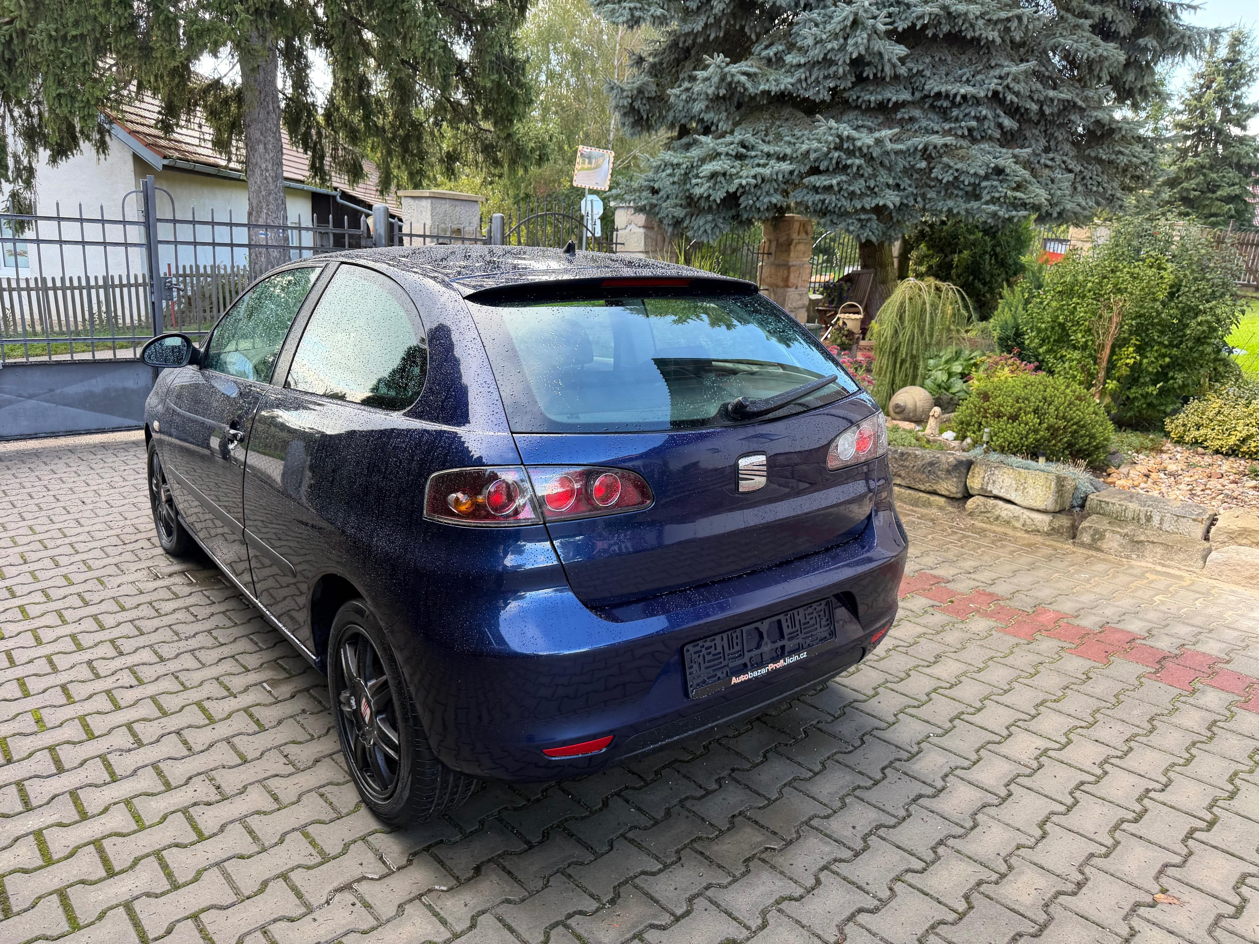 Seat Ibiza, 1,4i/16V serviska klima zimáky - fotka 6