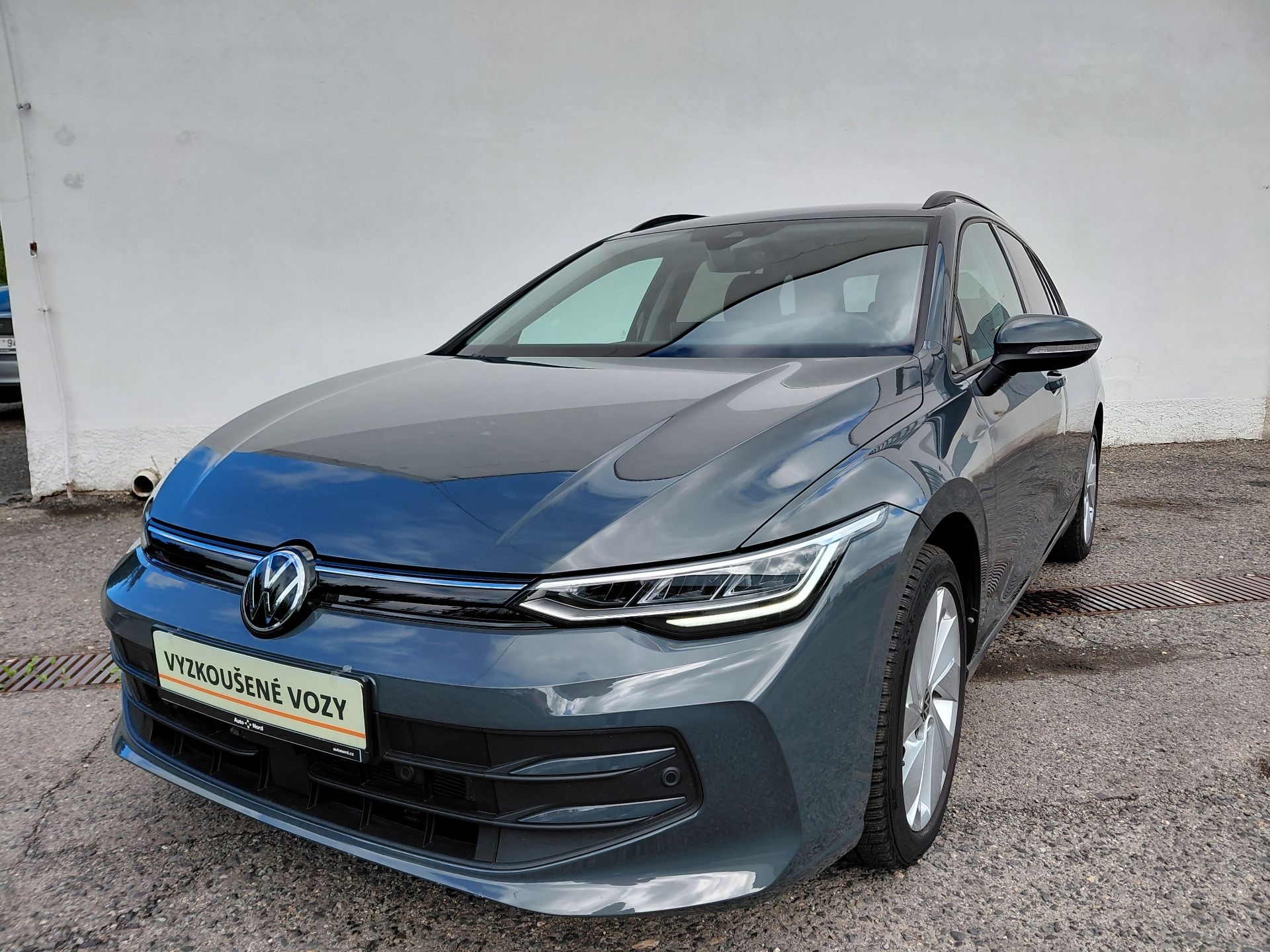 Volkswagen Golf Variant, 1,5 TSI LIFE 110 kW - fotka 6