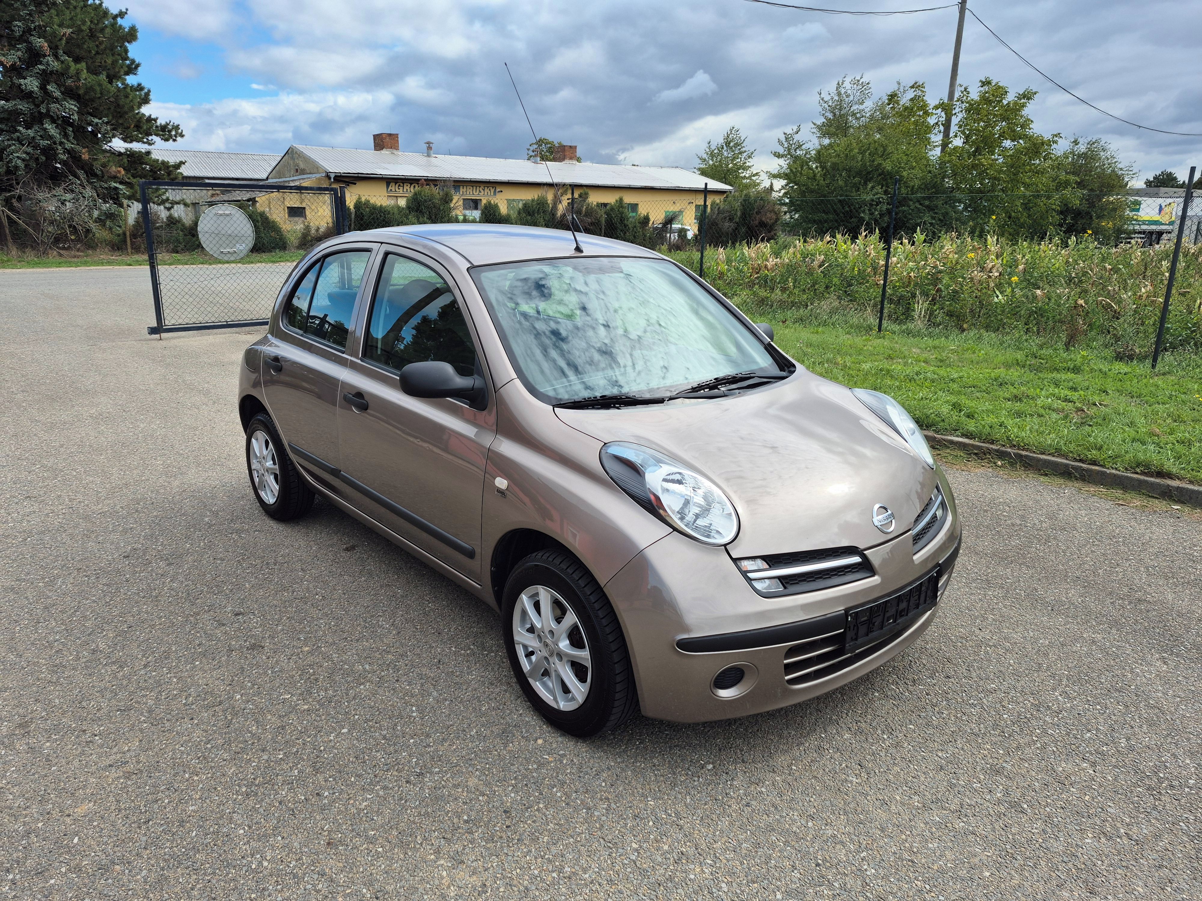 Nissan Micra, 1,2i, 48kW, klima - fotka 3