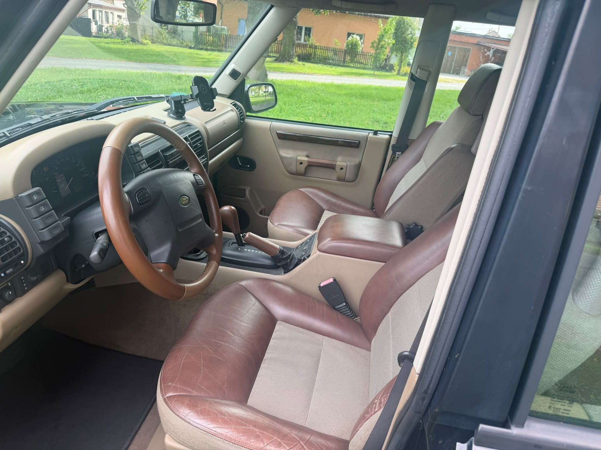 Land Rover Discovery, Land Rover Discovery II 4.0 V8 - fotka 6