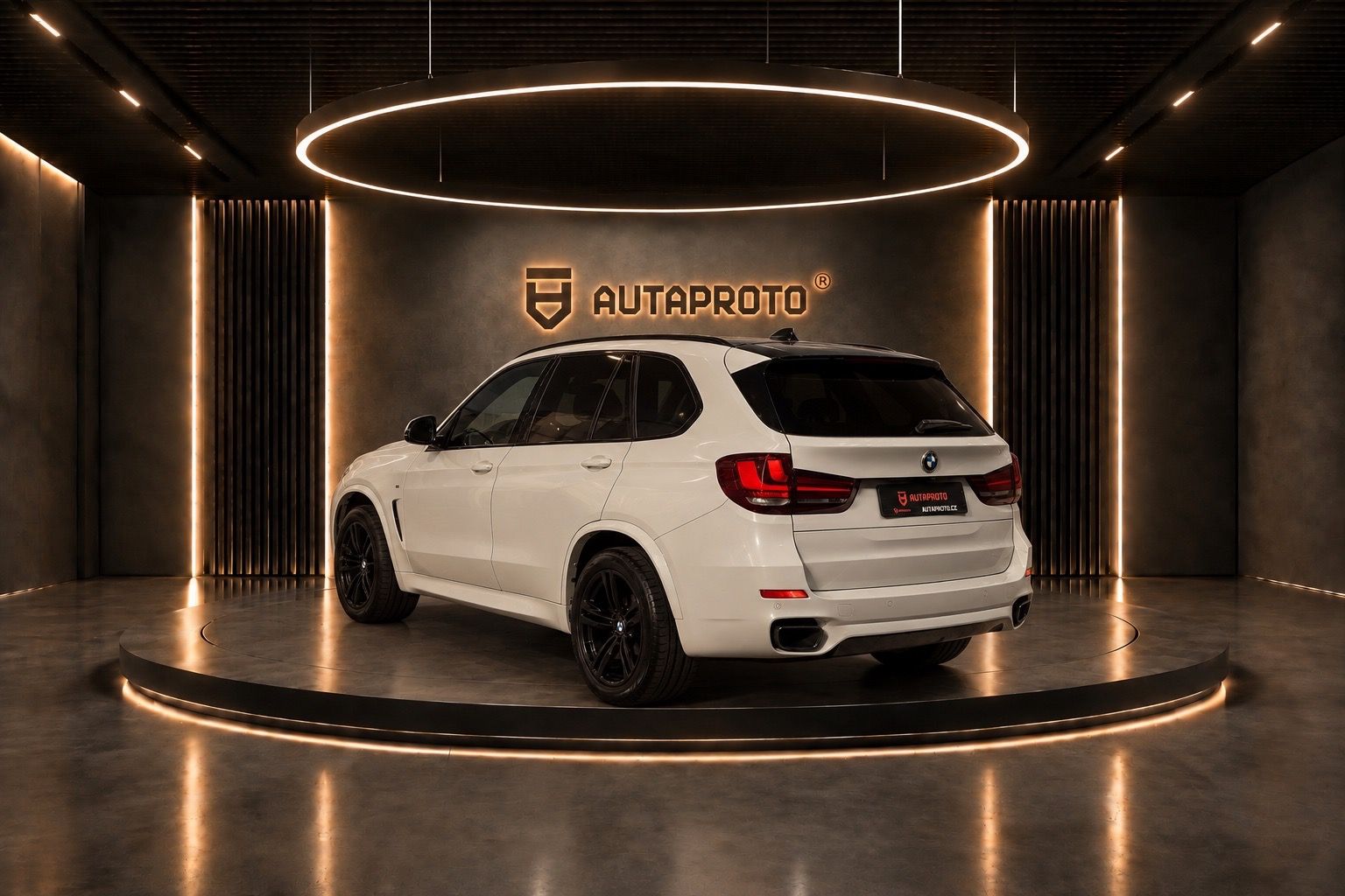 BMW X5, xDrive25d-Mpaket-KAMERA-Tažné - fotka 4
