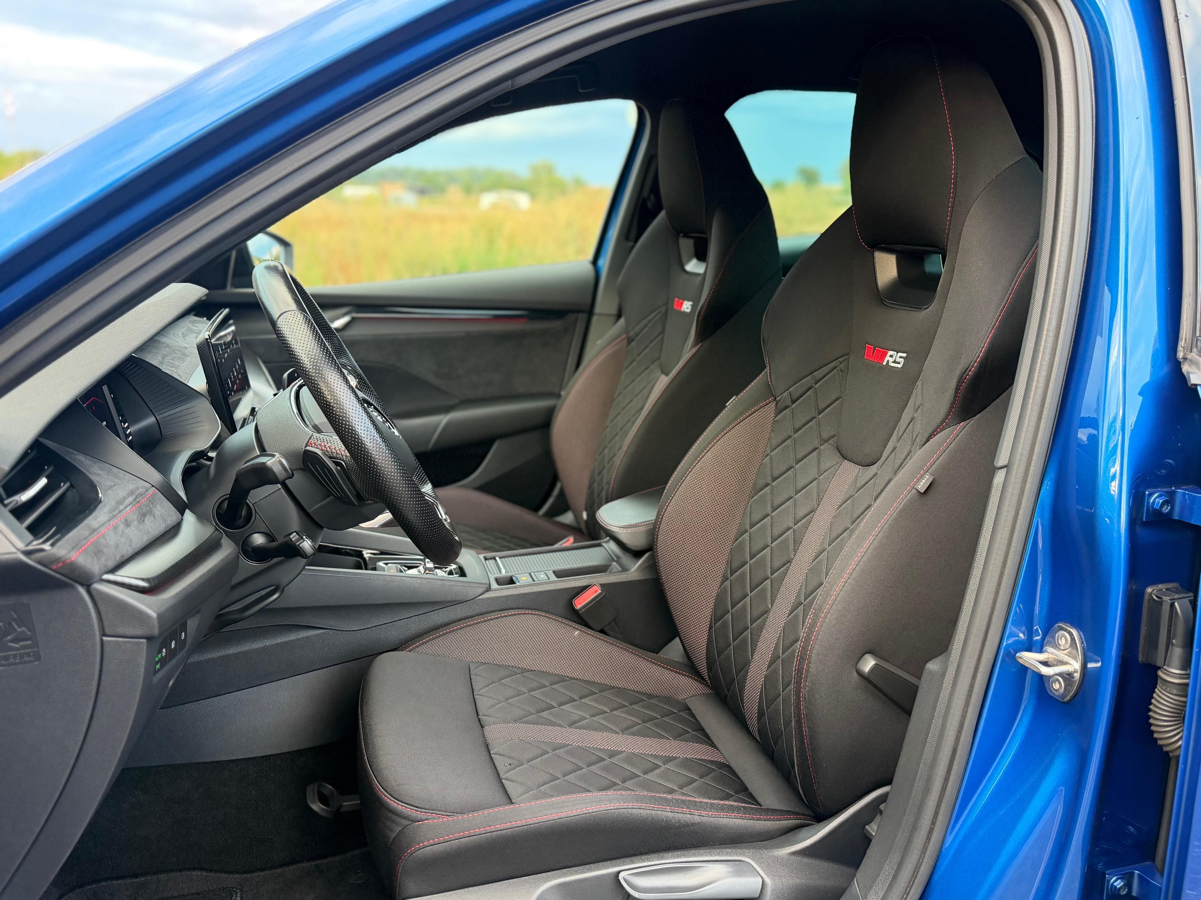 Škoda Octavia, 2.0 TSI 180KW DSG RS MATRIX - fotka 6