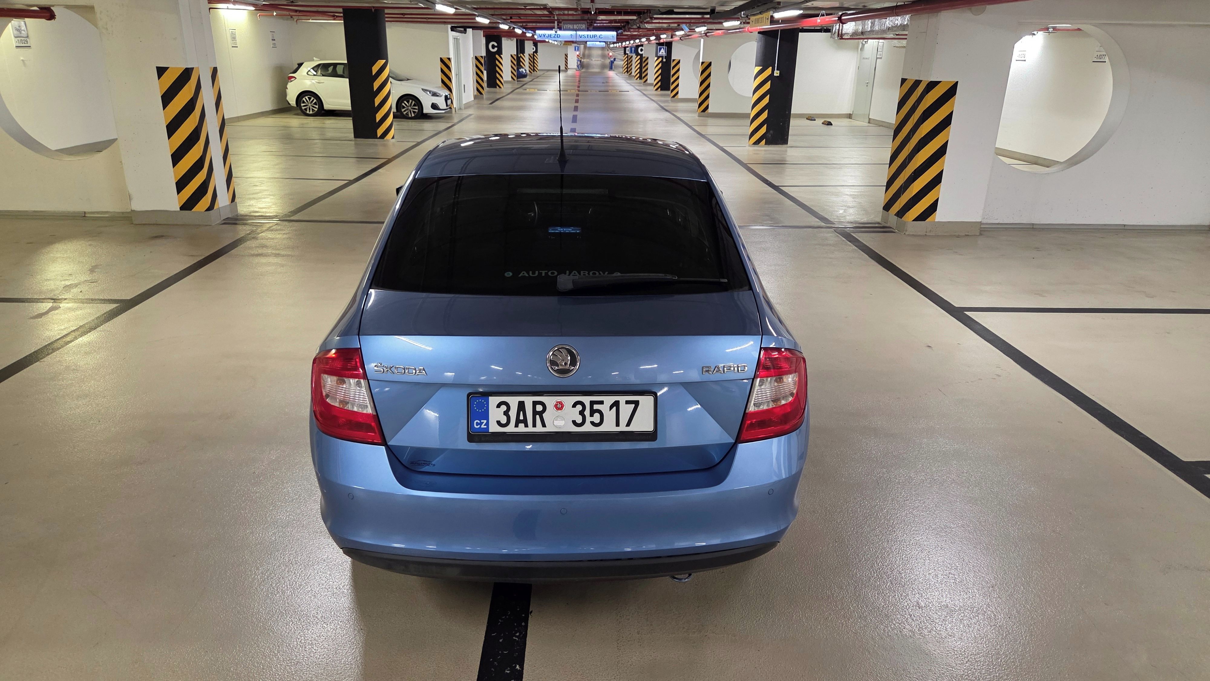 Škoda Rapid, 1.6 TDI 77 kW, tažné zařízení - fotka 6