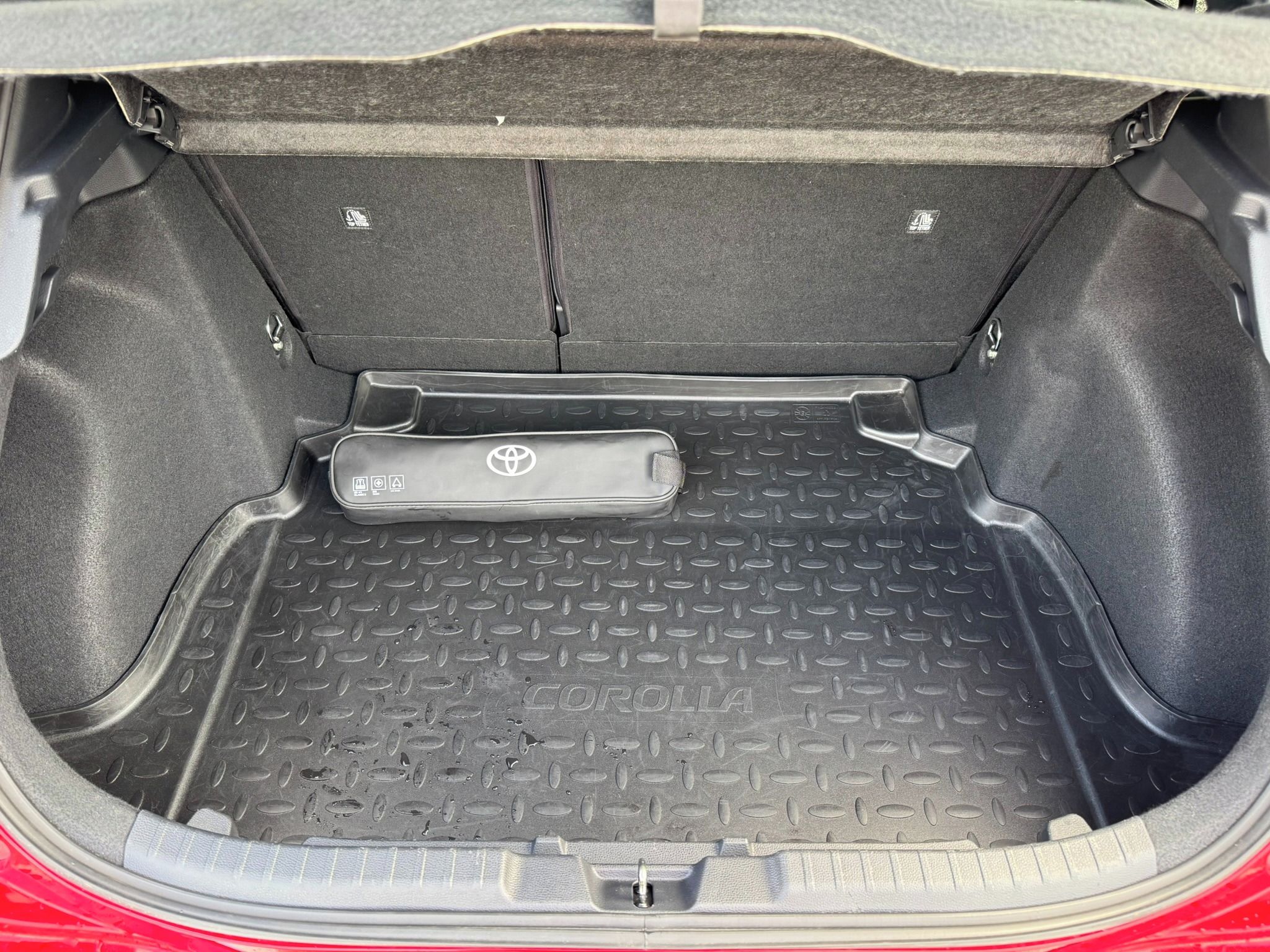 Toyota Corolla, hybrid automat - fotka 6