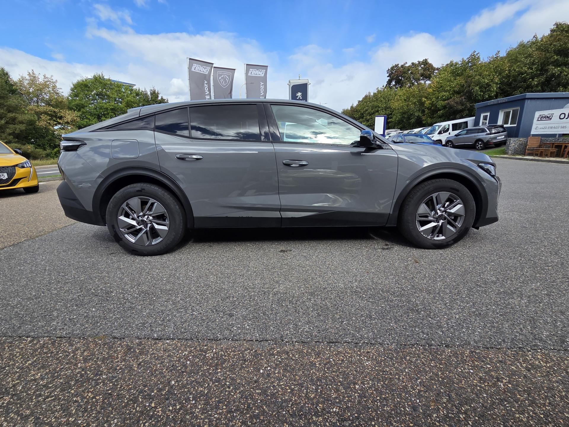 Peugeot 408, Hybrid e-DCS 145 ALLURE EAT6 - fotka 6