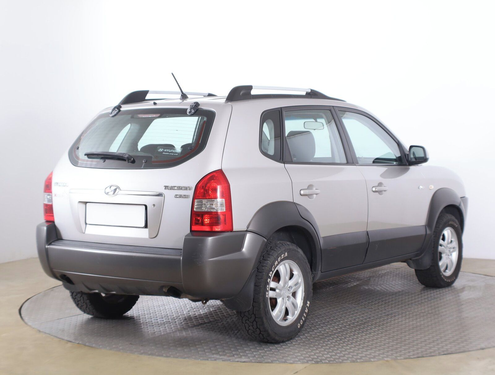 Hyundai Tucson, 2.0 CRDi, 4X4, rezervace - fotka 5
