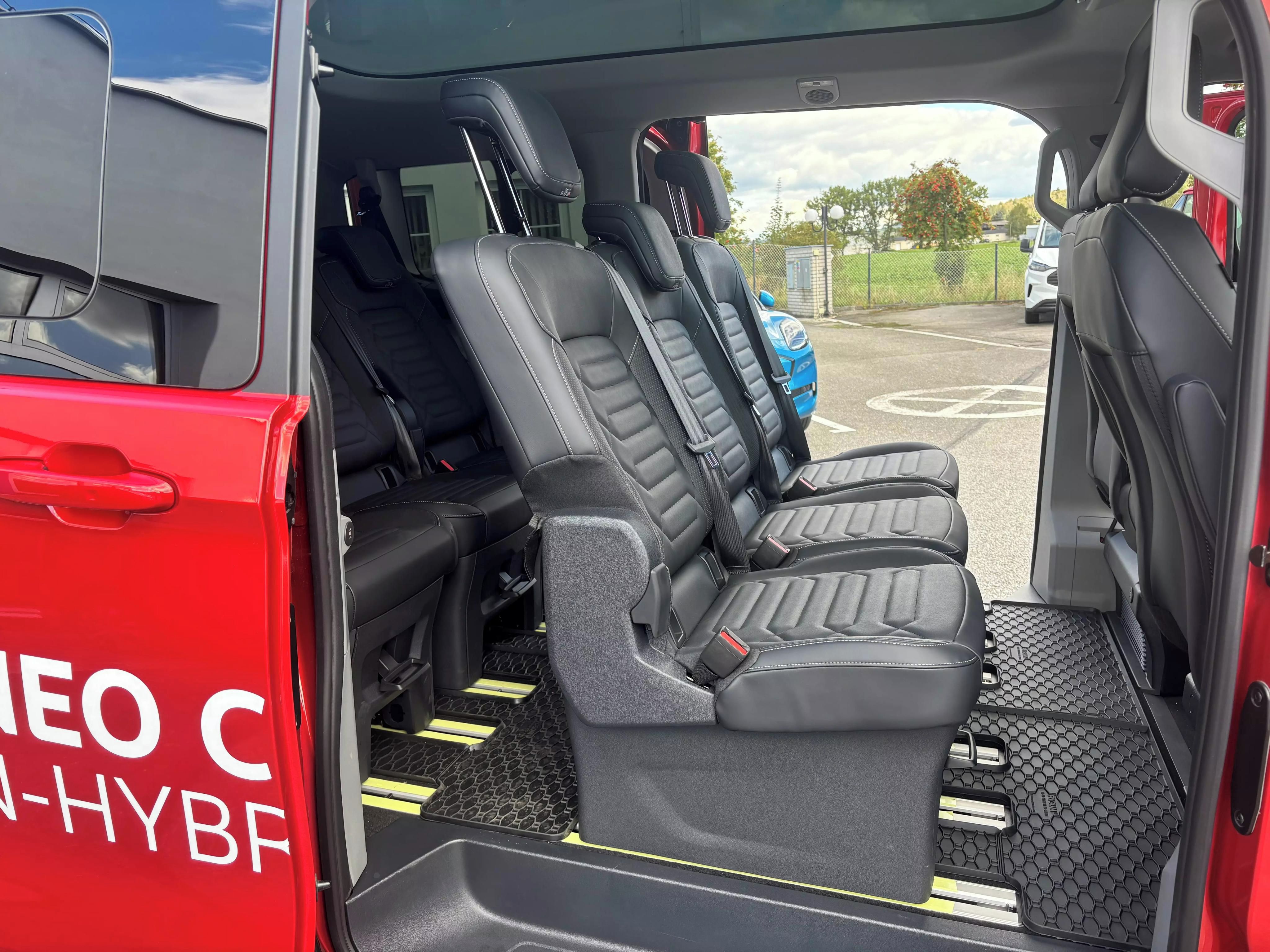 Ford Tourneo Custom, Titanium X L1 2.5 PHEV - fotka 5