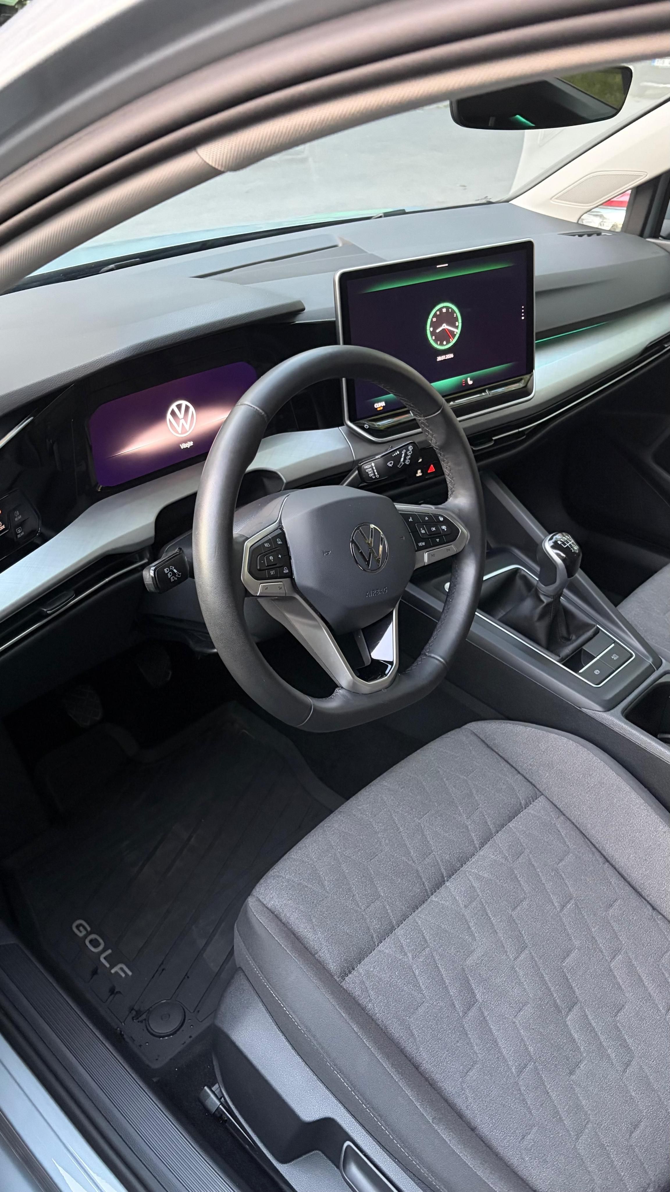 Volkswagen Golf, Volkswagen Golf Variant 1.5 TS - fotka 3