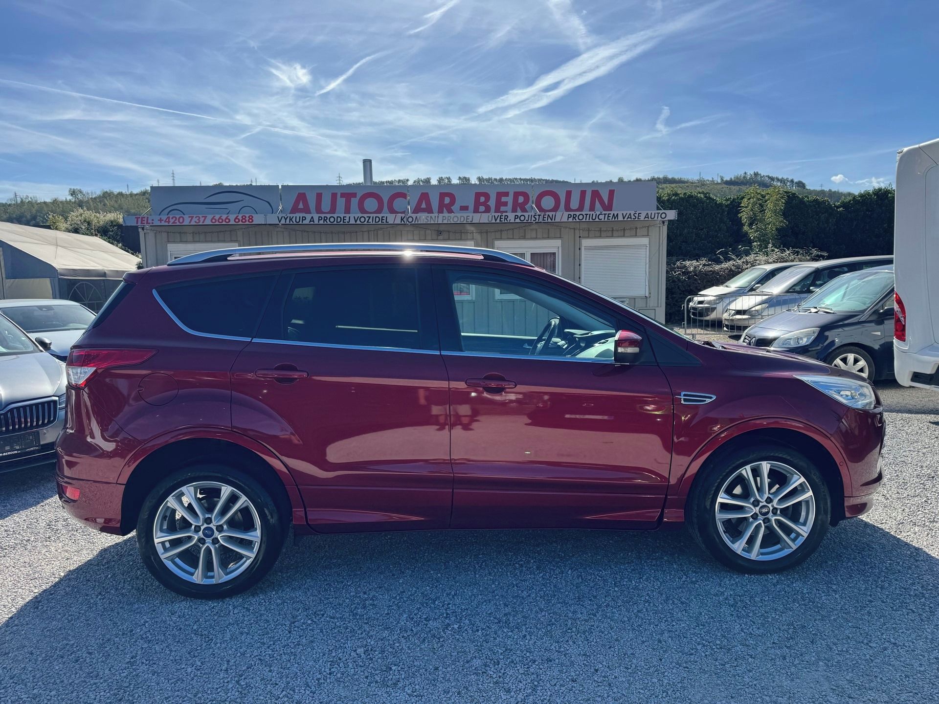 Ford Kuga, 1.5 EcoBoost INDIVIDUAL NAVI - fotka 4