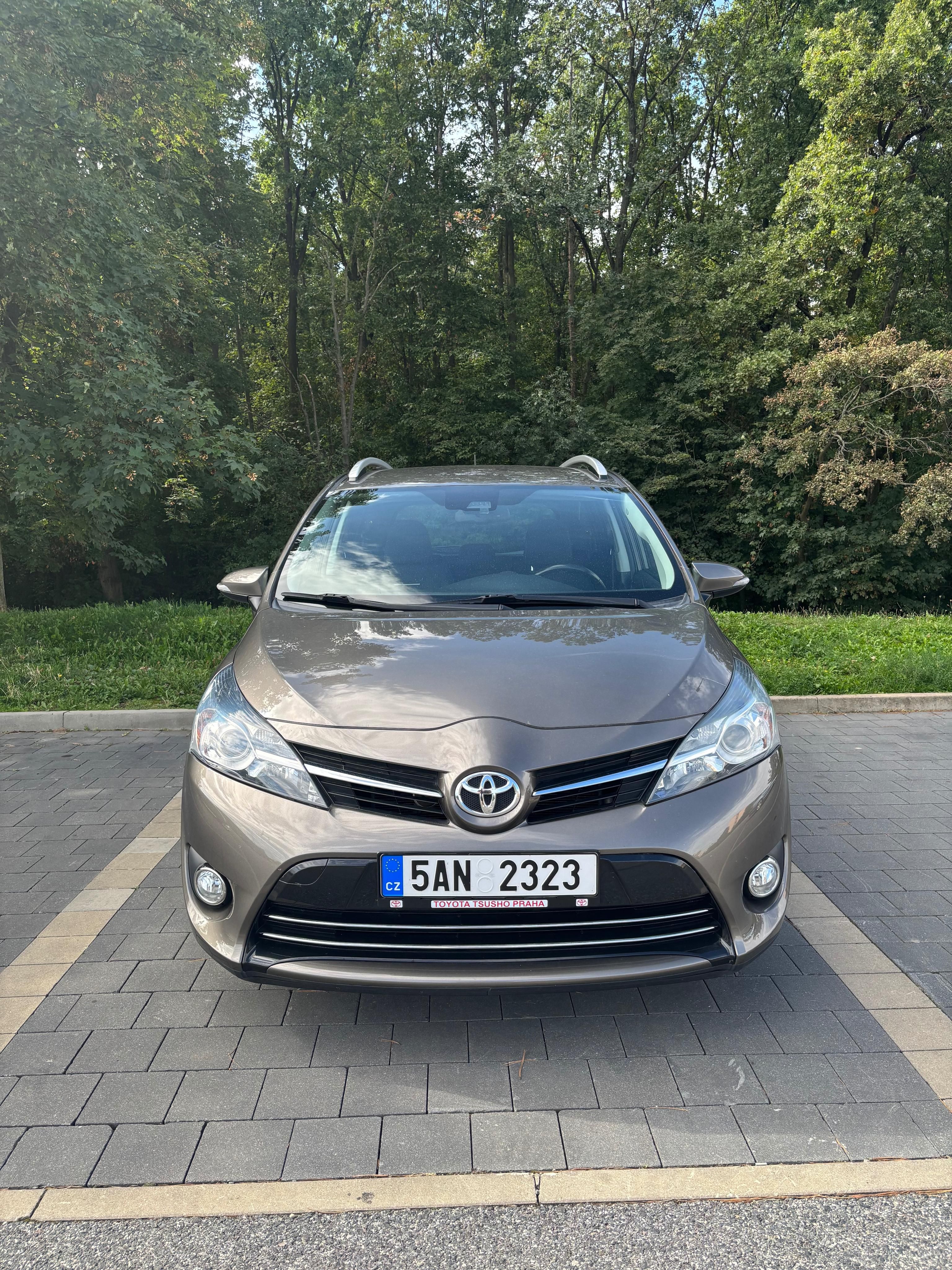 Toyota Verso, 1.8- 75 xxx km, 1. majitel ČR