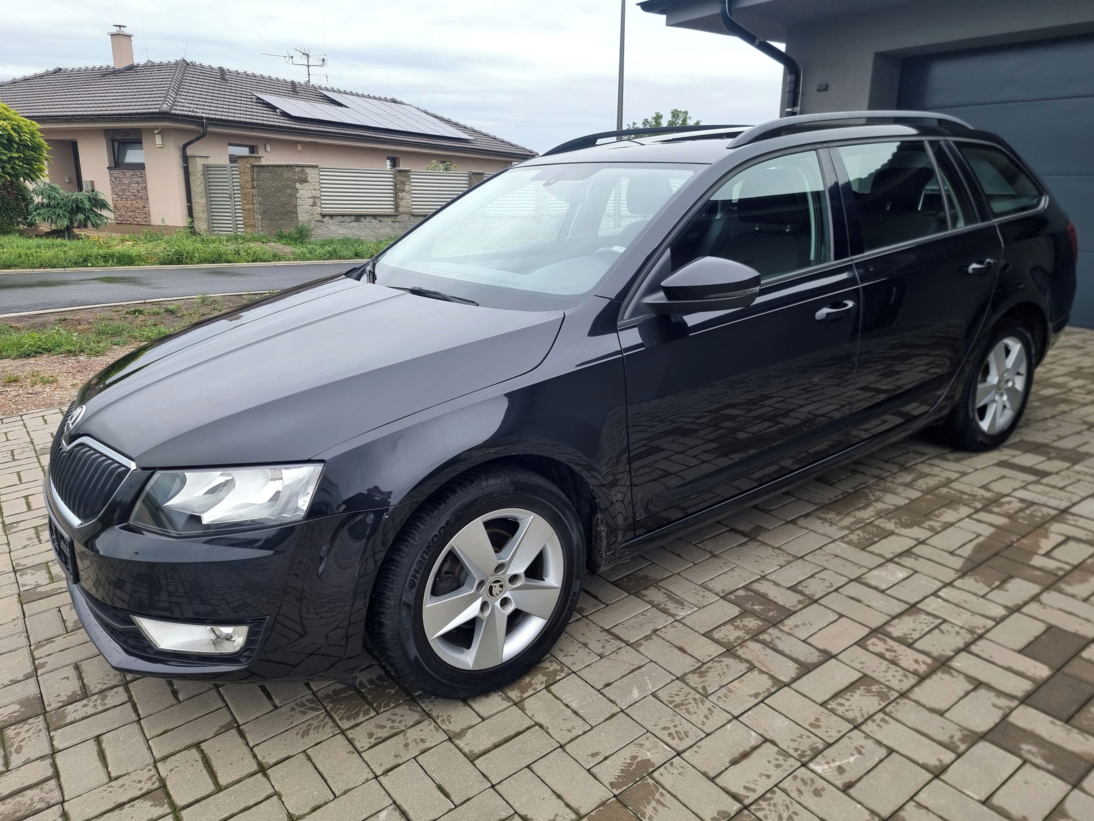 Škoda Octavia, 1.6TDI | VÝBAVA | 2014 - fotka 3