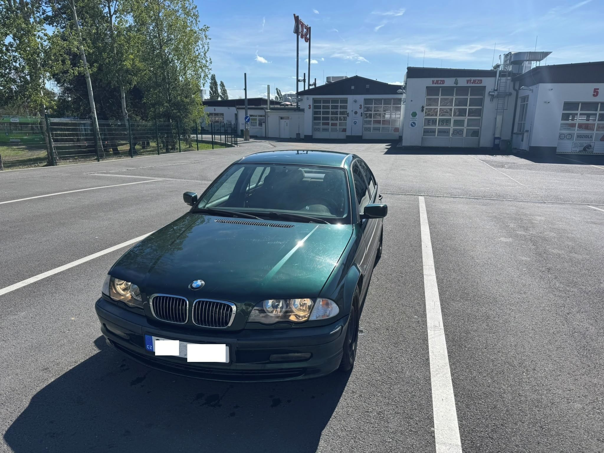 BMW Řada 3, 1.9 (benzín) - fotka 5
