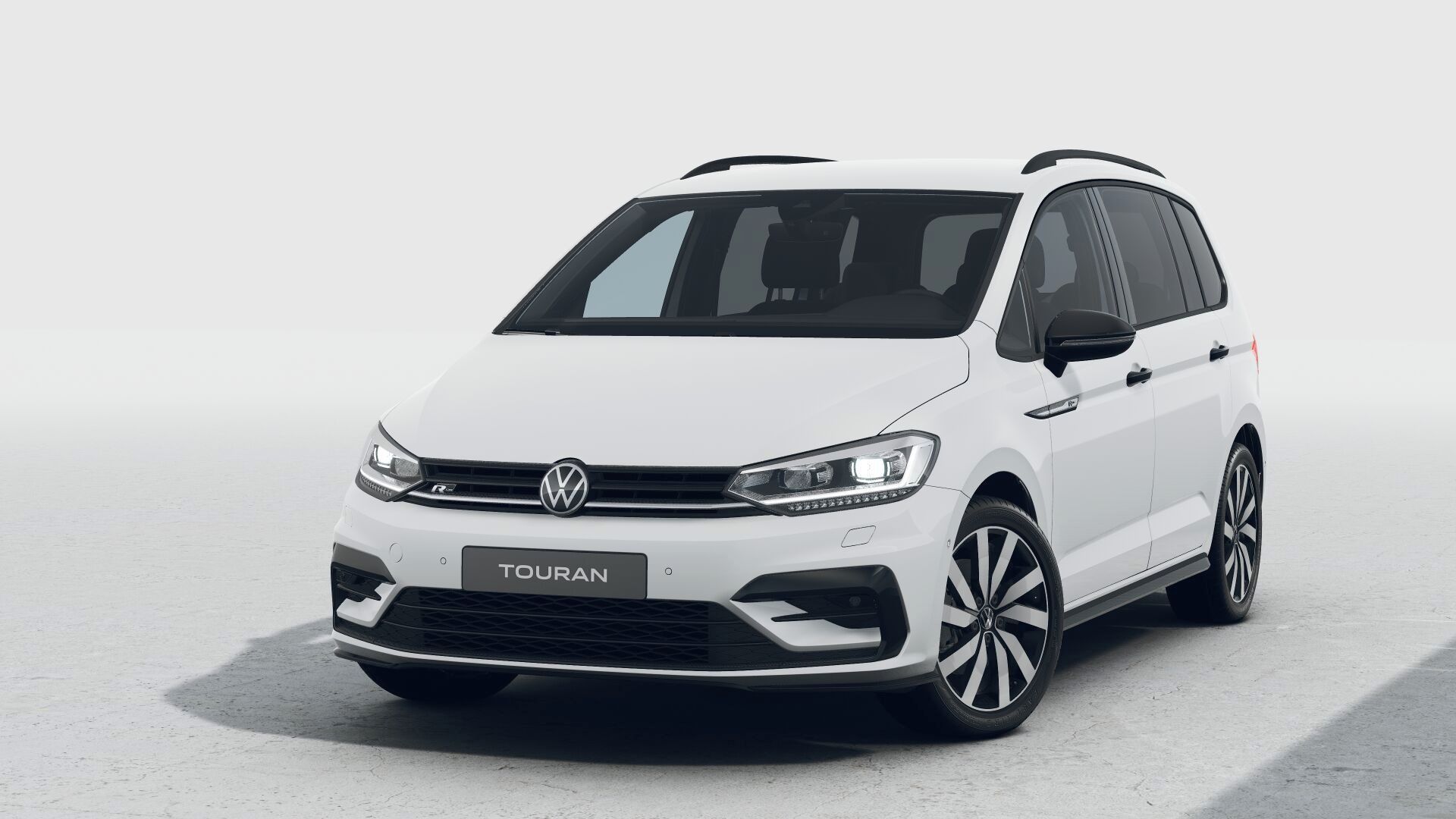 Volkswagen Touran, HL R-Line1,5TSI 110kWEVO2 7DSG - fotka 2