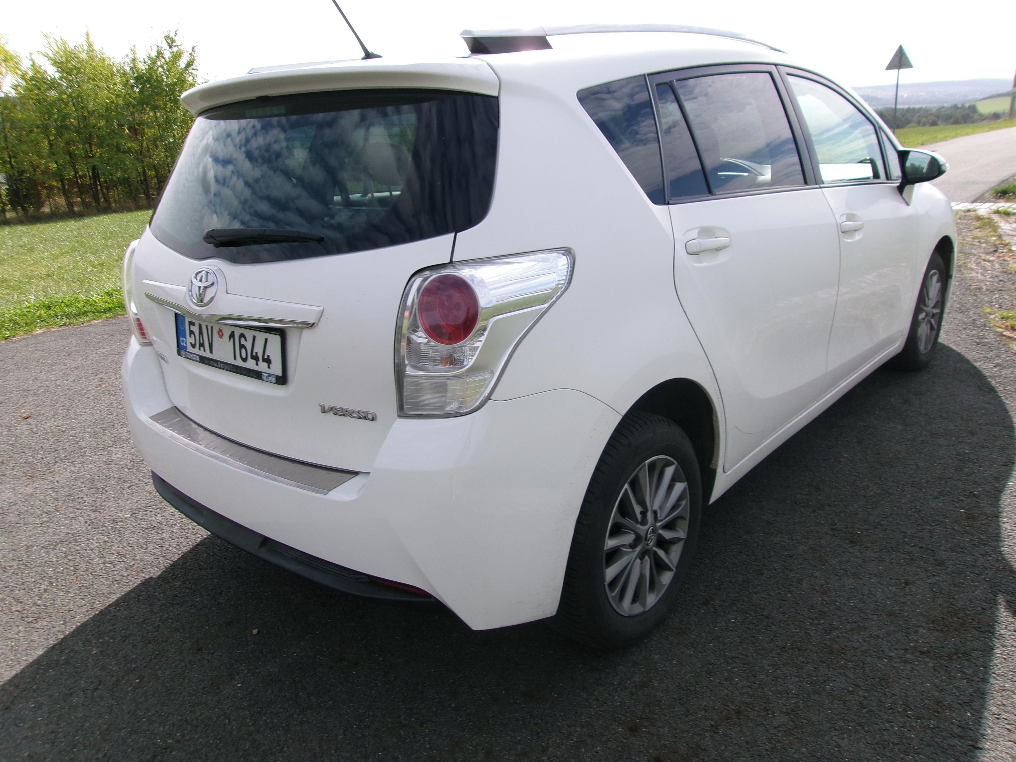Toyota Verso, 1,6 D 7místné - fotka 5