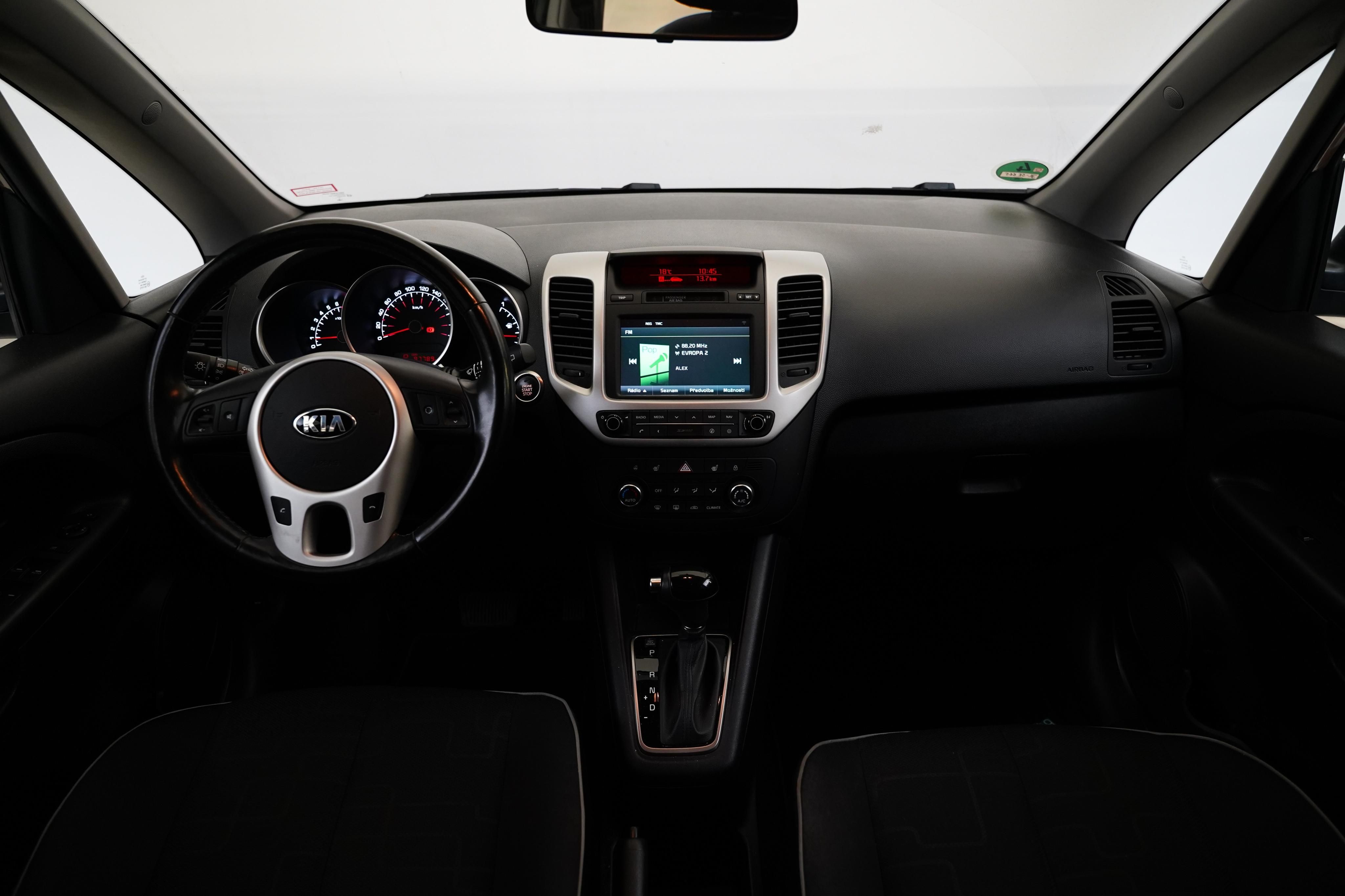 Kia Venga, 1.6 i 92 kW CVVT UEFA Euro - fotka 5