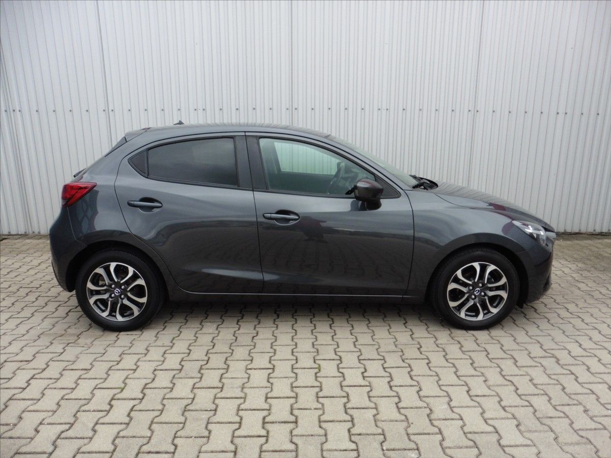 Mazda 2, 1,5 Skyactiv Takumi - fotka 5
