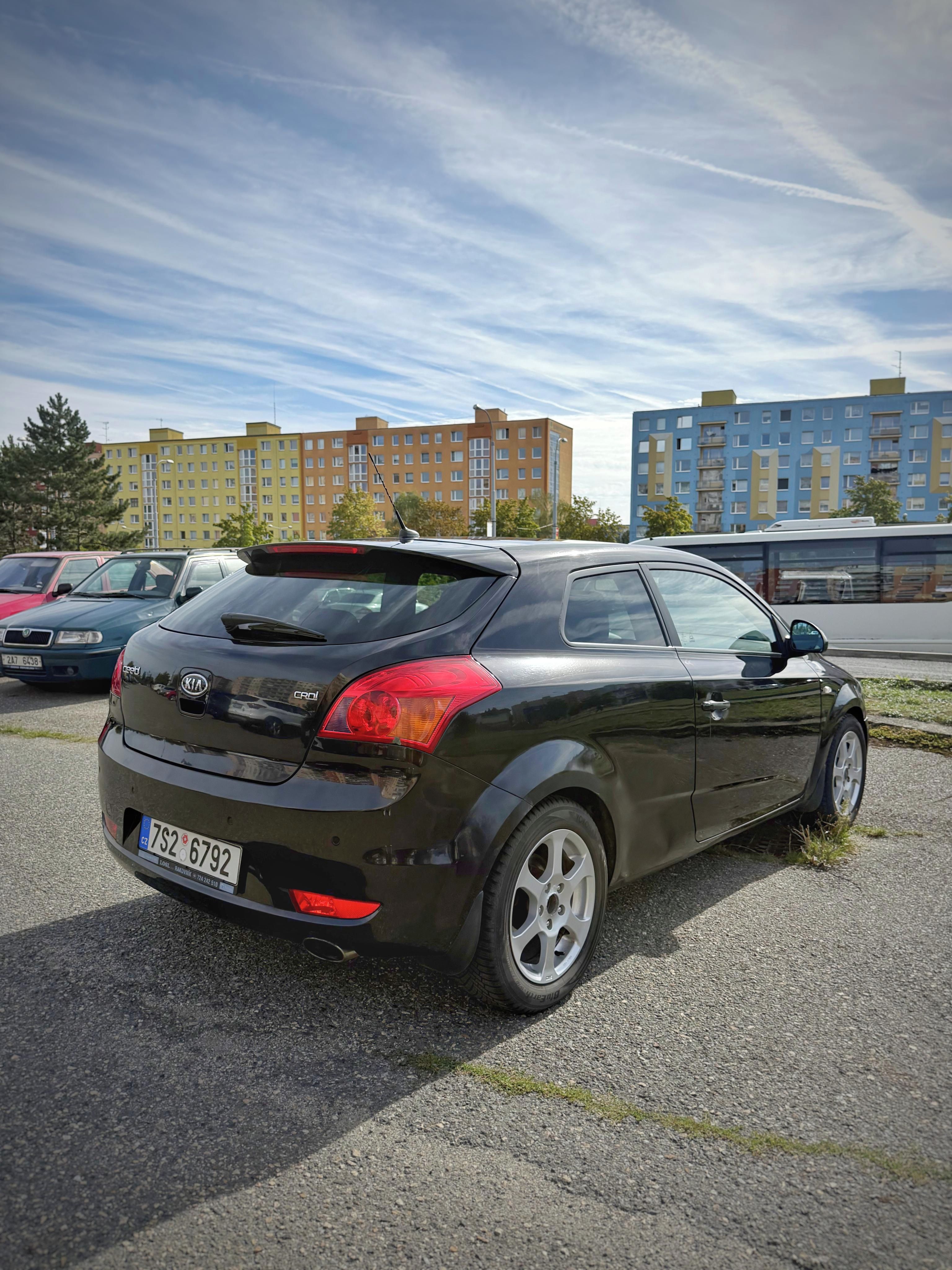 Kia Pro_cee´d, Kia Pro_Cee’d 2.0 CRDi, 103 kW - fotka 4