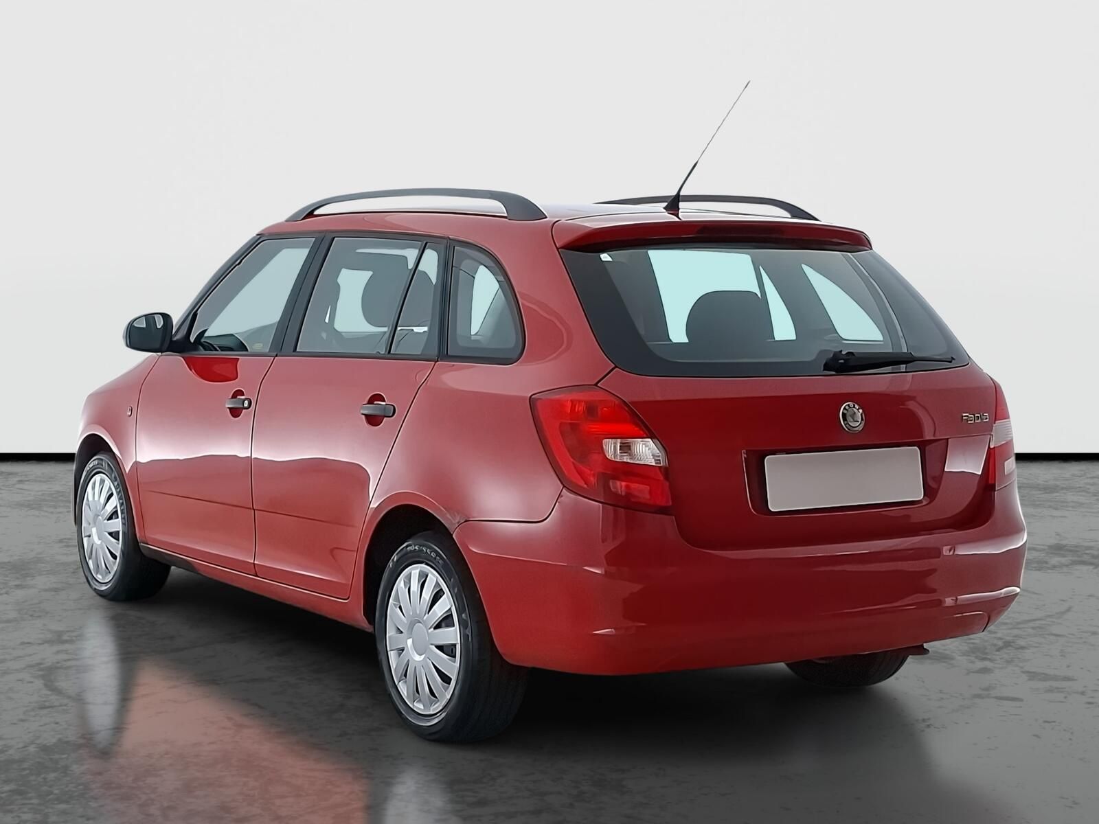 Škoda Fabia, 1.2 12V, ČR,1.maj, Klima - fotka 4