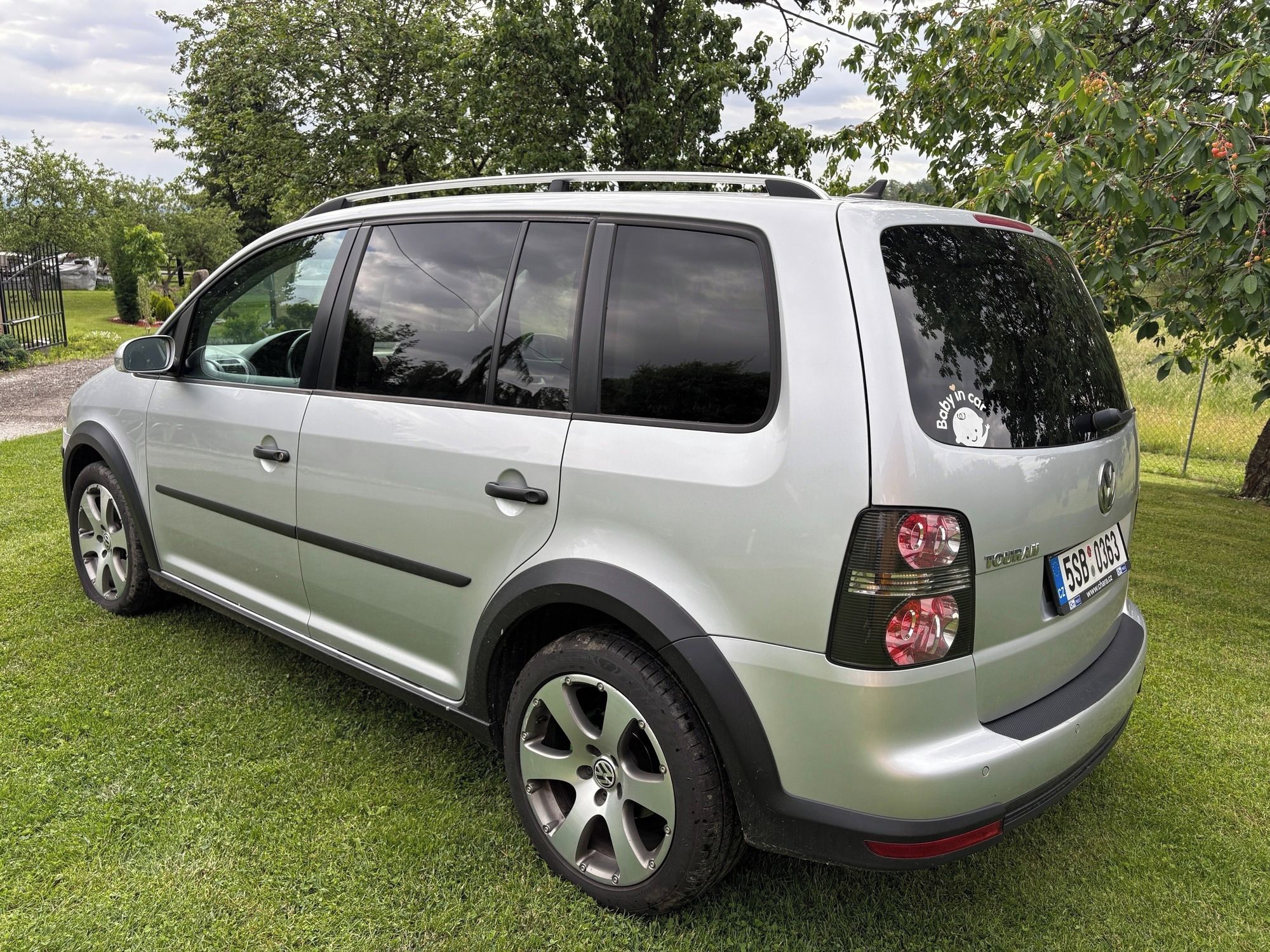 Volkswagen Touran, 1.4 Tsi - fotka 6