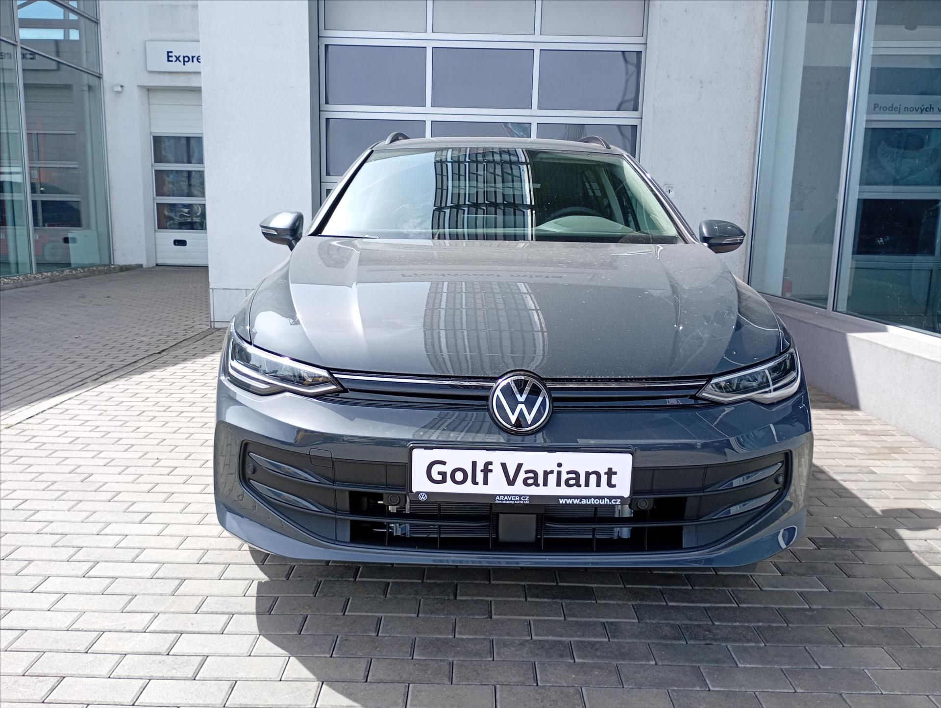 Volkswagen Golf Variant, 1,5 eTSI 7DSG mHEV  People - fotka 2