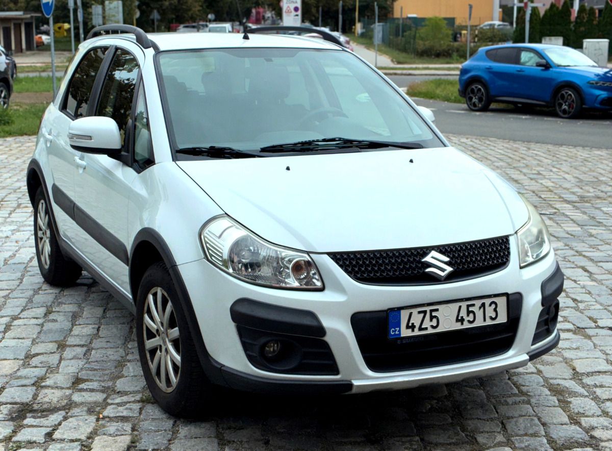 Suzuki SX4, 4WD 1. majitel 97 000 km